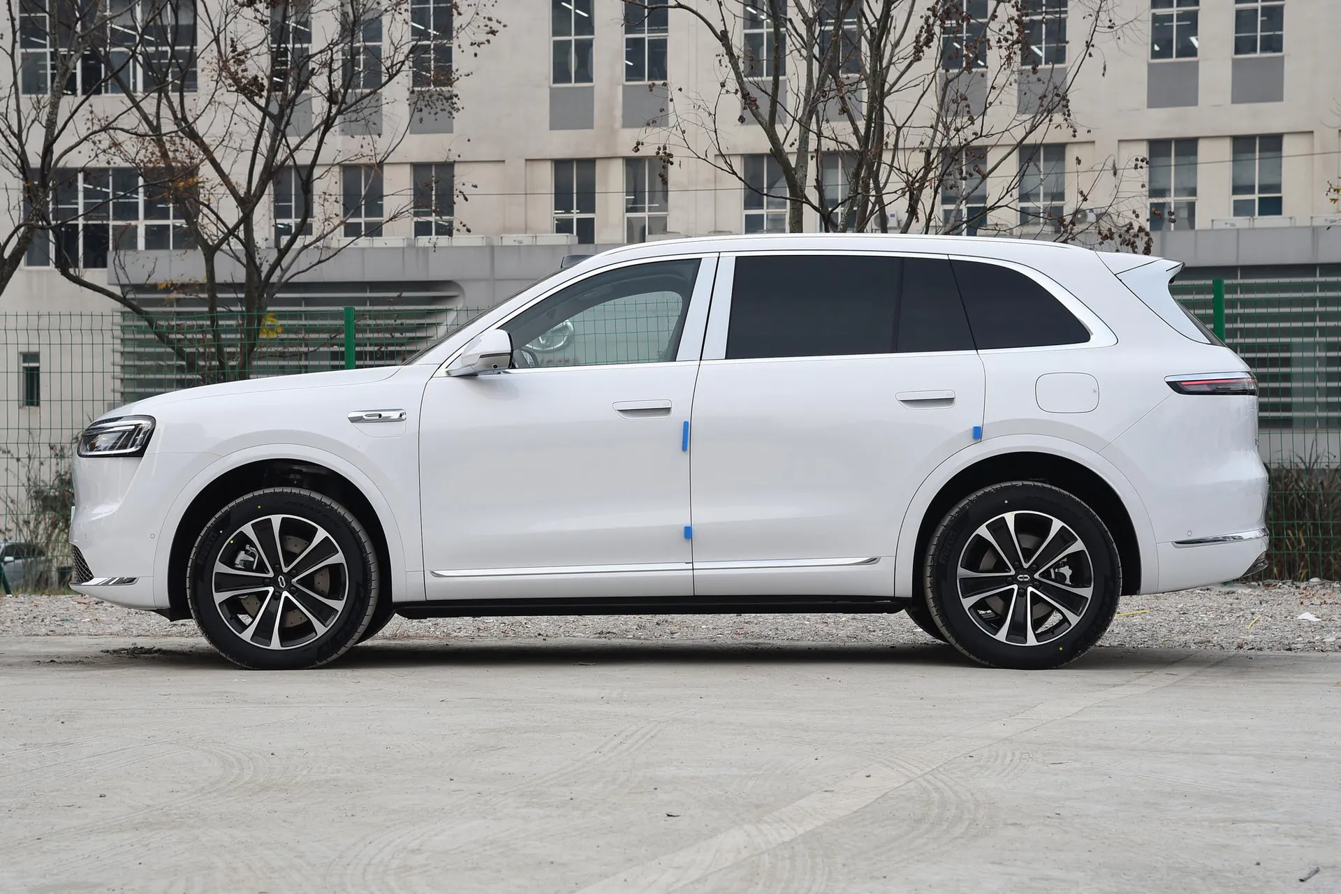  M7 Pure EV Max 5-Seater AWD (192-Line LiDAR)