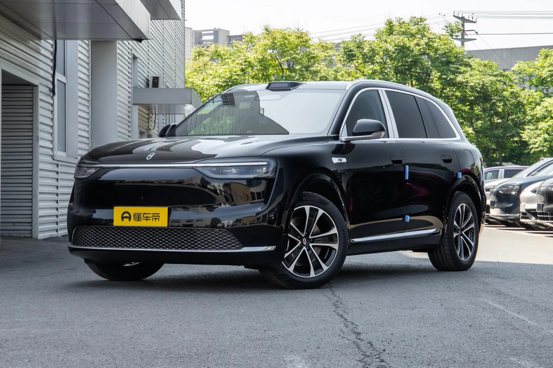  M7 Pure EV Max 5-Seater AWD (896-Line LiDAR)