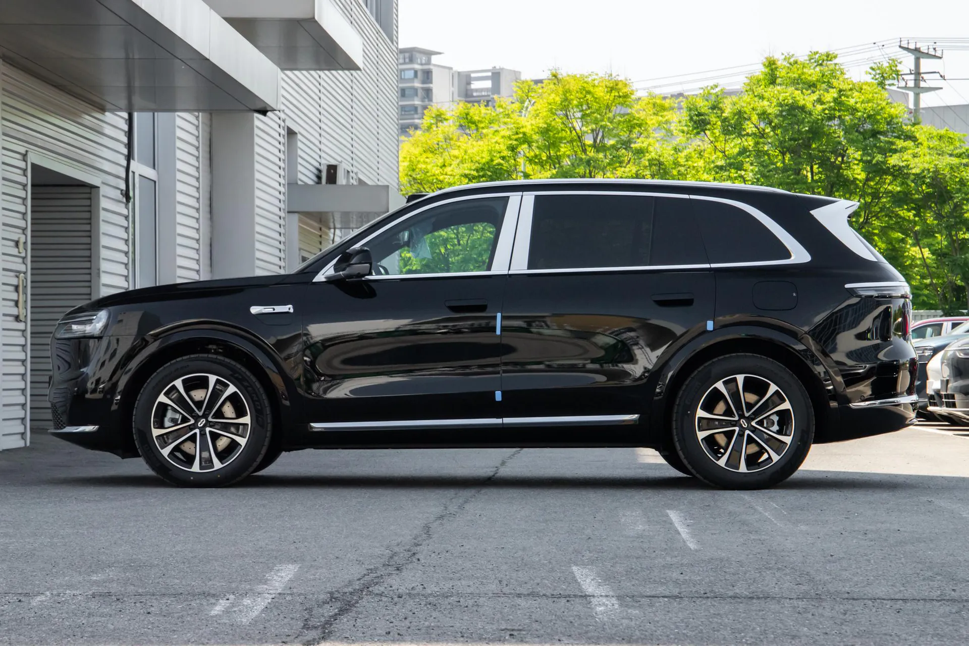  M7 Pure EV Max 5-Seater AWD (896-Line LiDAR)