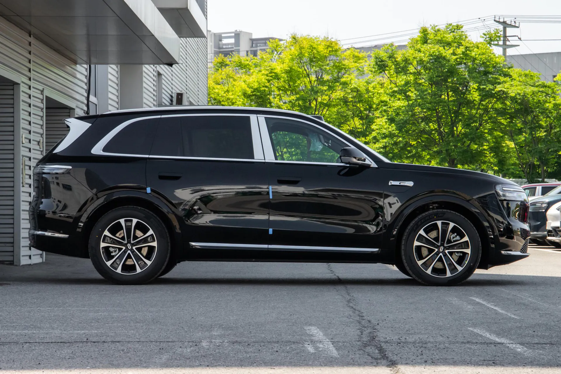  M7 Pure EV Max 5-Seater AWD (896-Line LiDAR)