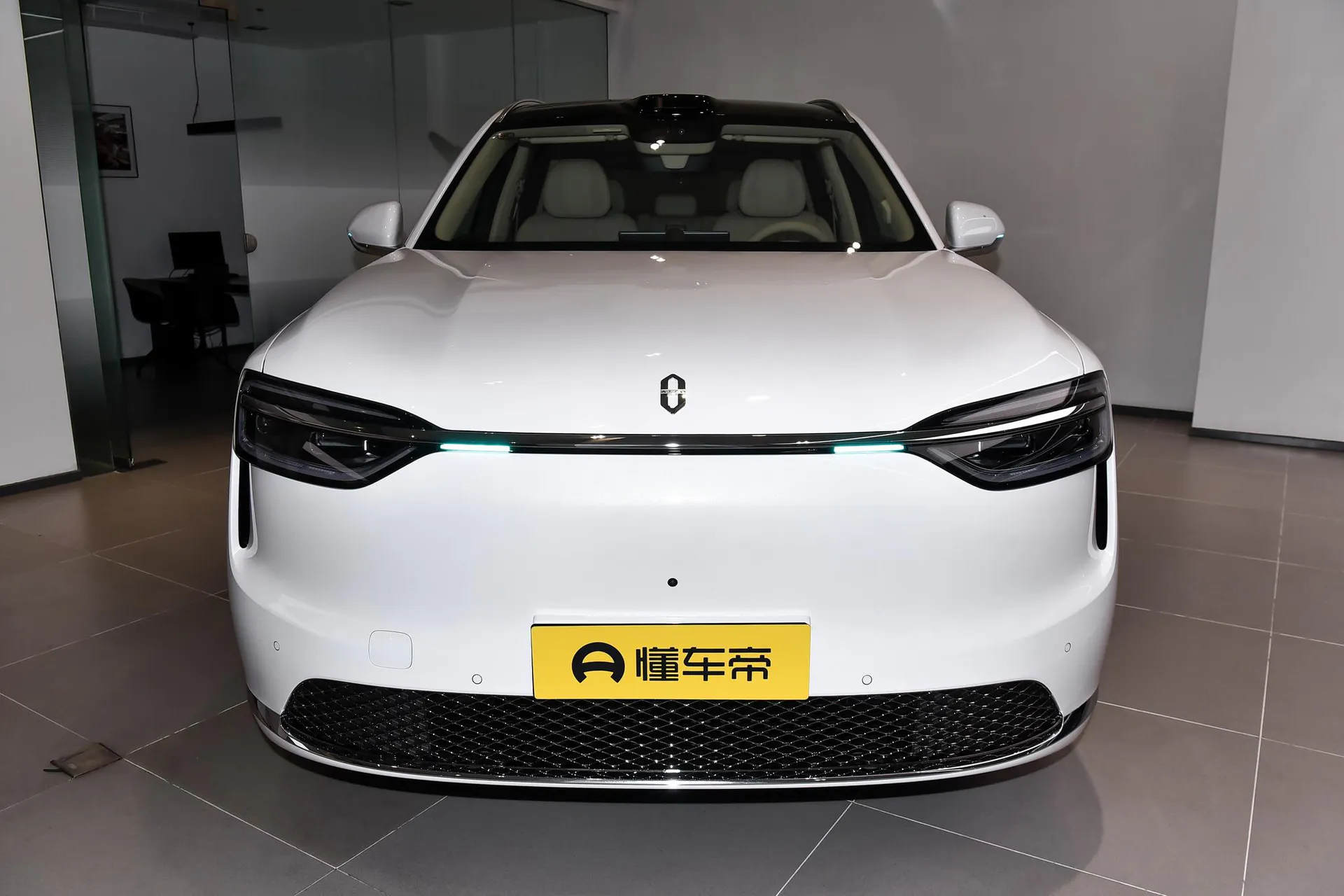  M7 Pure EV Max 5-Seater AWD (896-Line LiDAR)