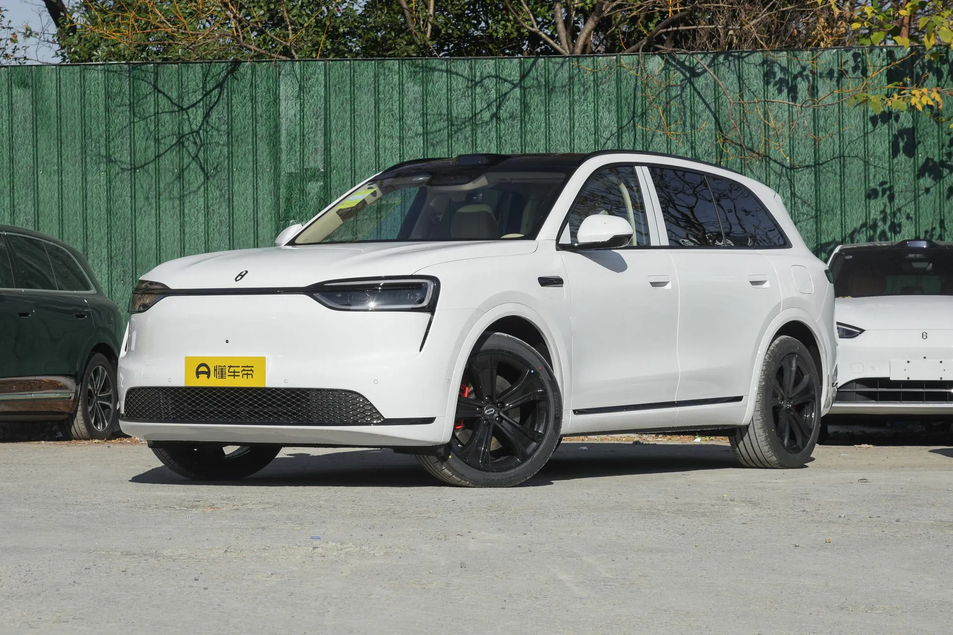  M7 Pure EV Ultra 5-Seater AWD (192-Line LiDAR)