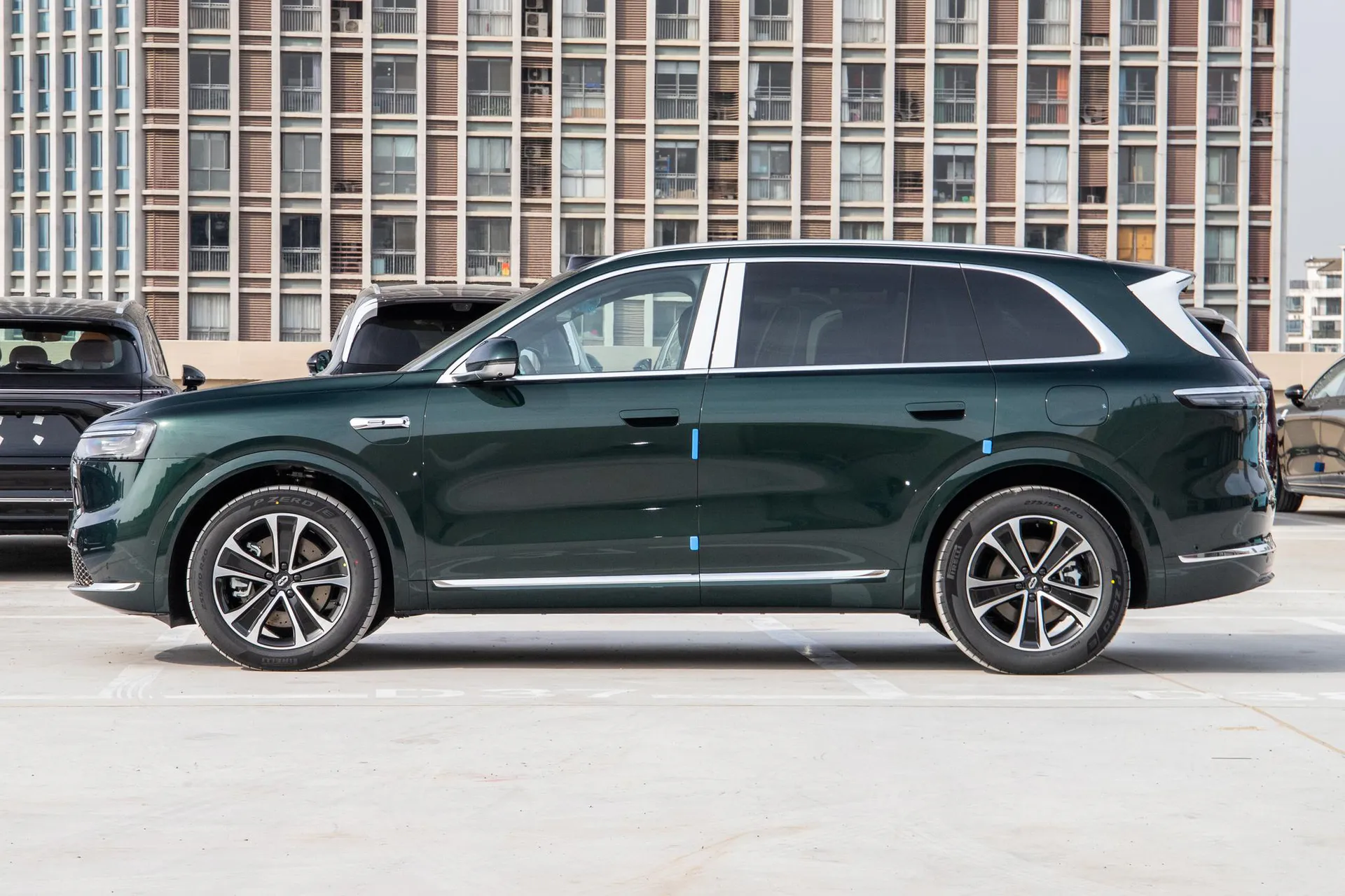  M7 Pure EV Max 6-Seater Long Range (192-Line LiDAR)