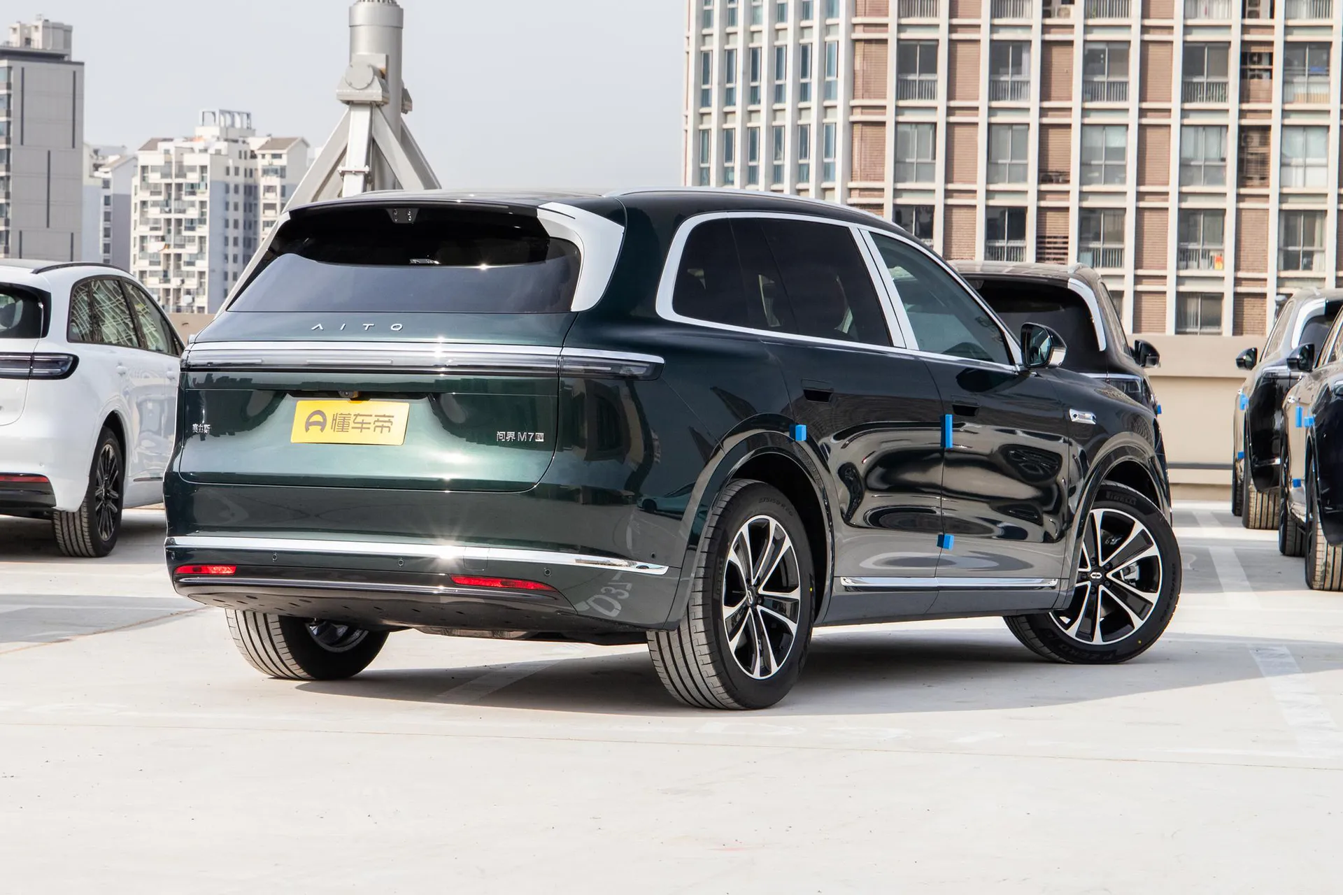  M7 Pure EV Max 6-Seater Long Range (192-Line LiDAR)