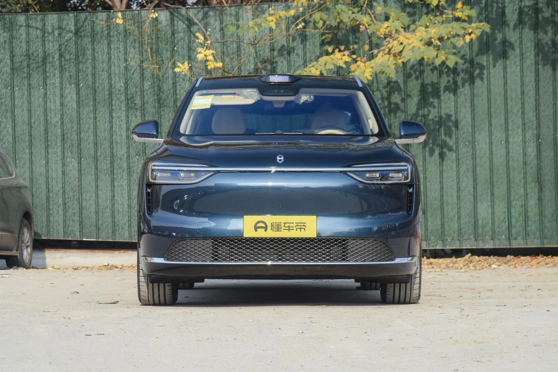  M7 Pure EV Max 6-Seater Long Range (192-Line LiDAR)