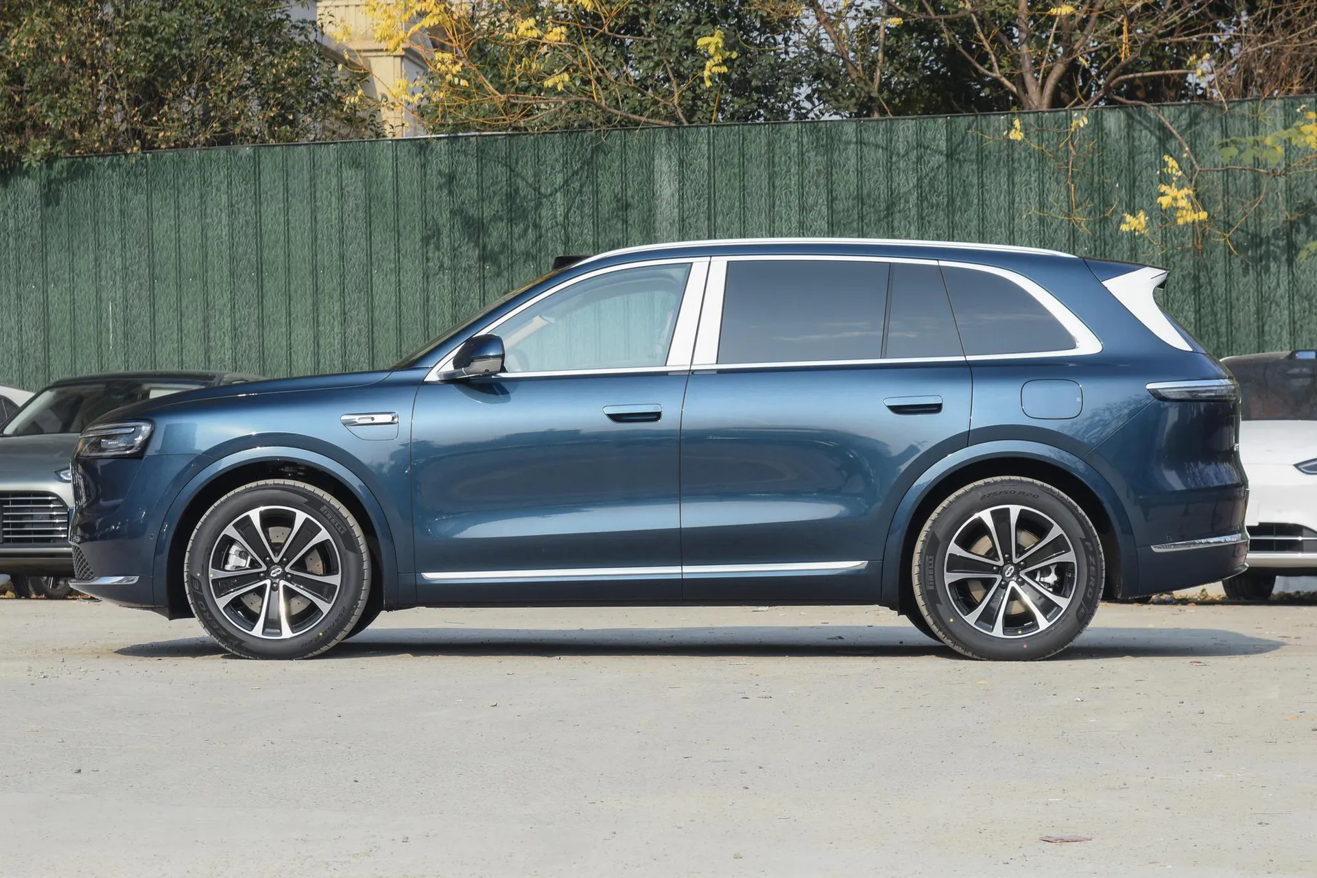  M7 Pure EV Max 6-Seater Long Range (192-Line LiDAR)