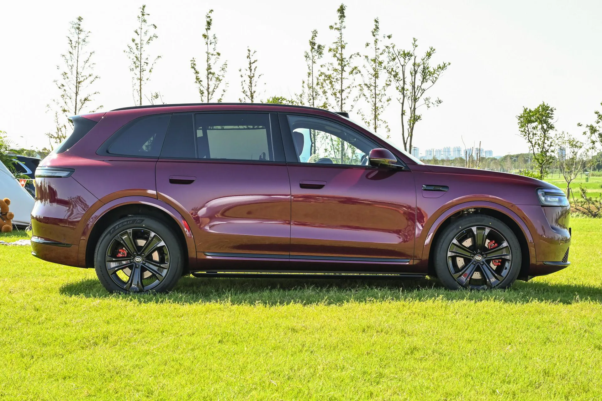  M7 Pure EV Max 6-Seater Long Range (192-Line LiDAR)