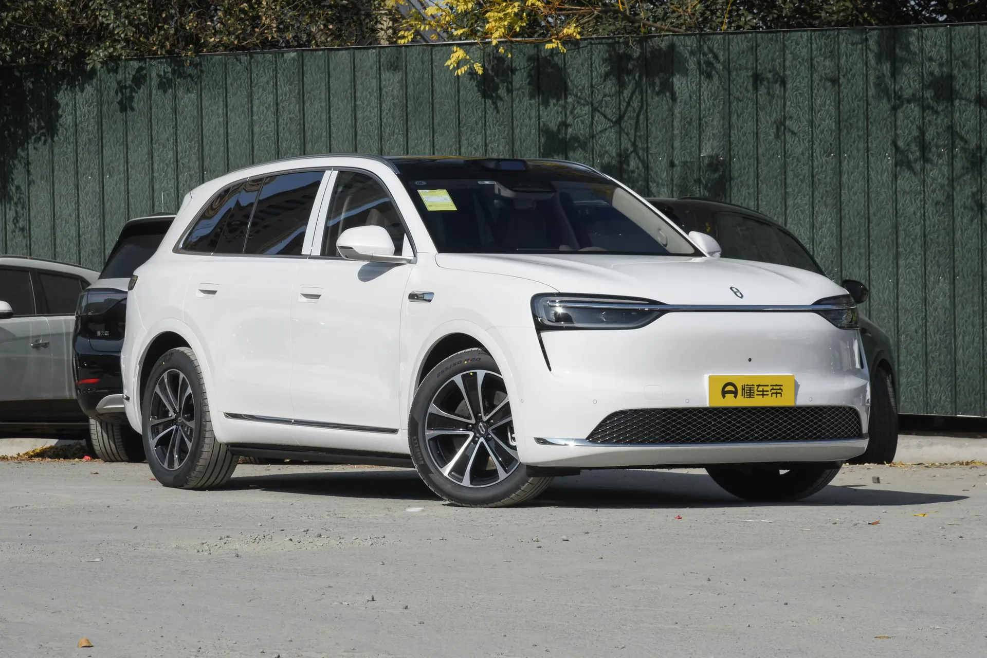  M7 Pure EV Max 6-Seater Long Range (192-Line LiDAR)