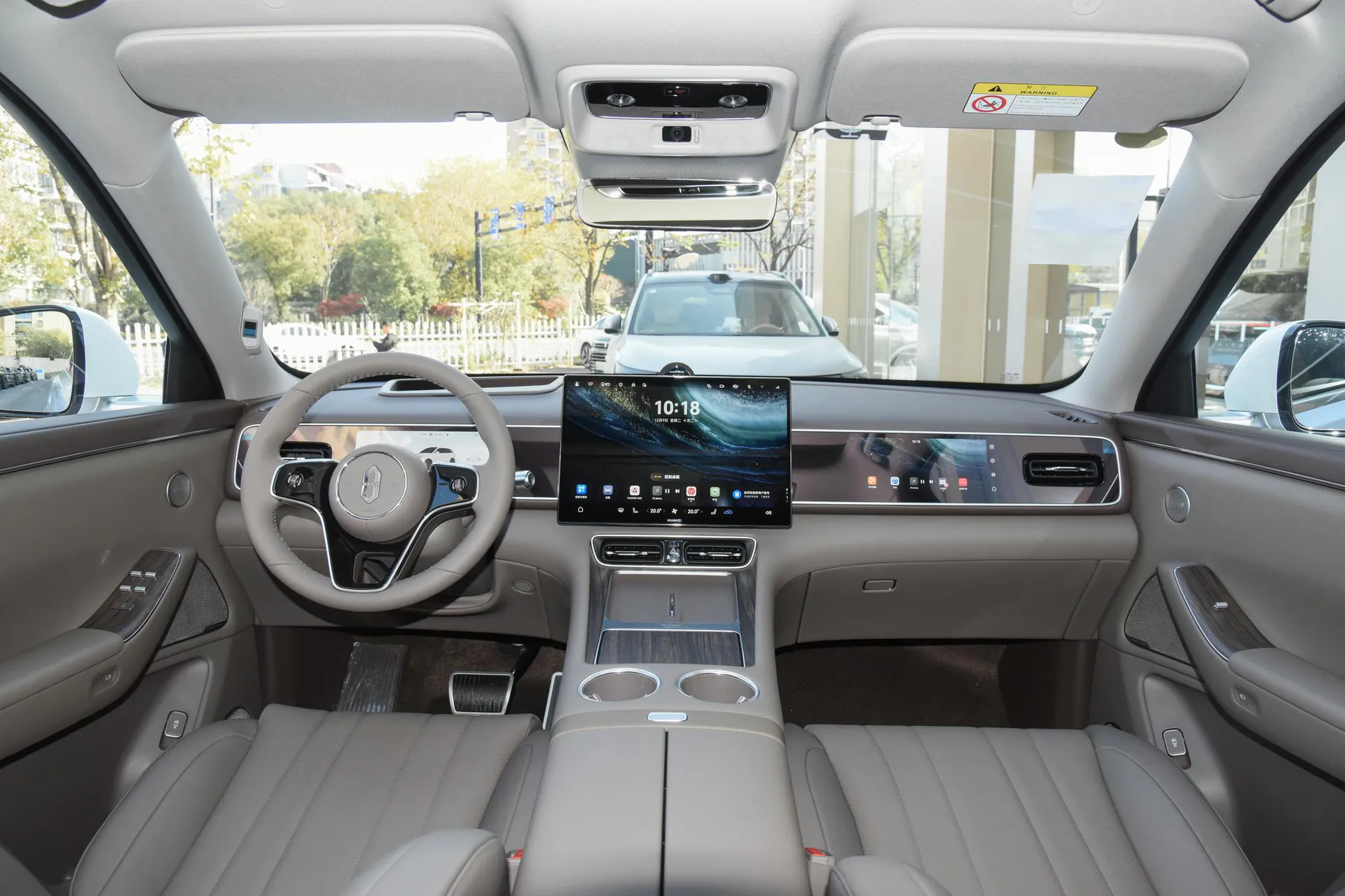  M7 Pure EV Max 6-Seater Long Range (192-Line LiDAR)