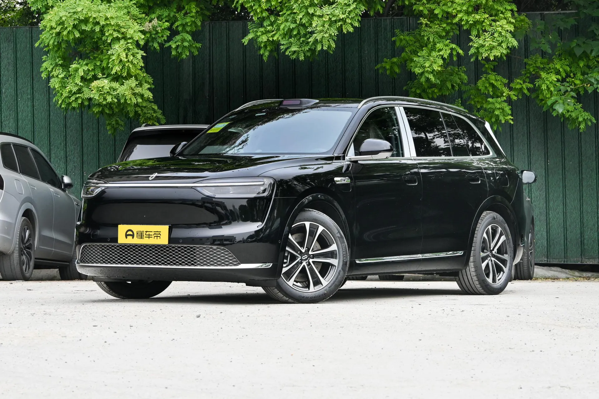  M7 Pure EV Max 6-Seater Long Range (896-Line LiDAR)