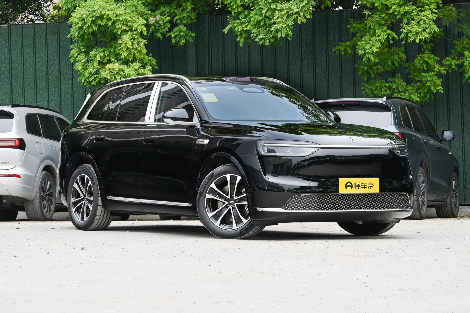  M7 Pure EV Max 6-Seater Long Range (896-Line LiDAR)