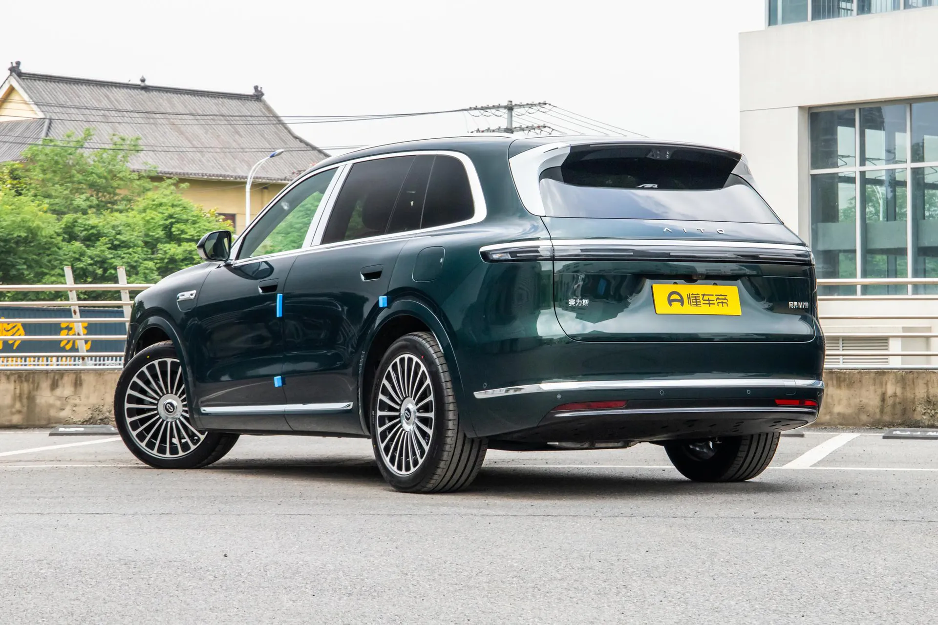  M7 Pure EV Max 6-Seater Long Range (896-Line LiDAR)