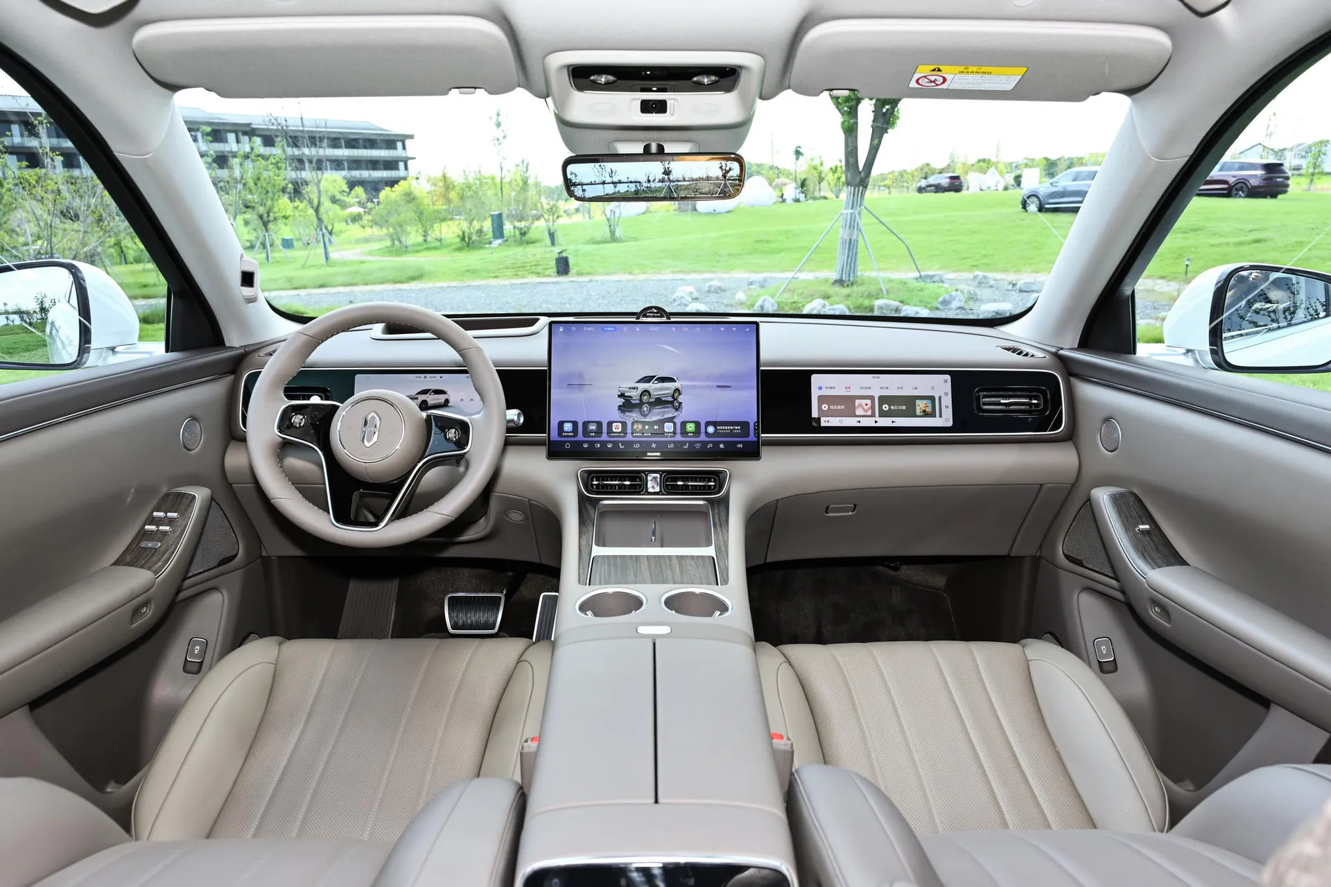  M7 Pure EV Max 6-Seater AWD (192-Line LiDAR)