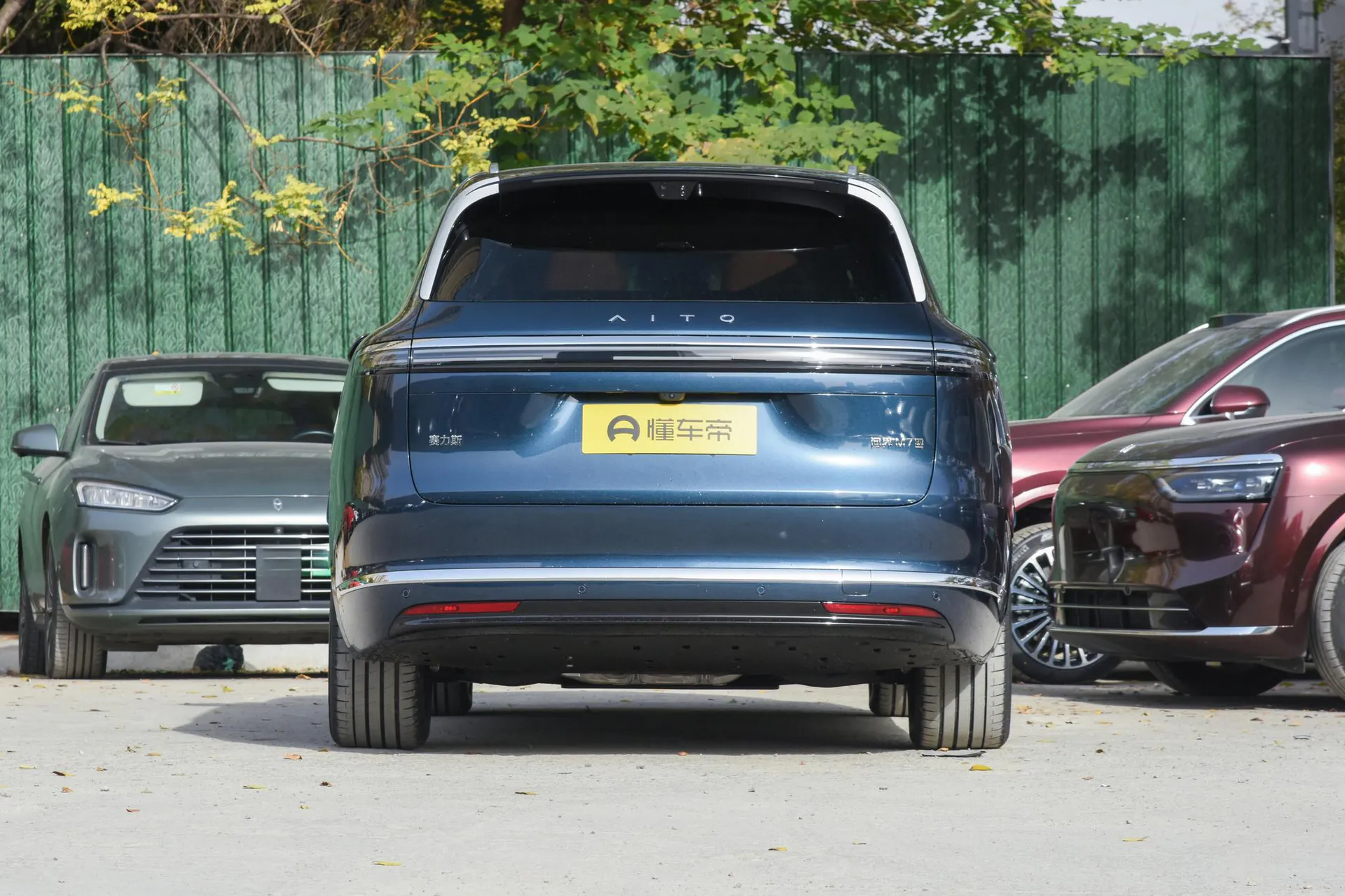  M7 Pure EV Ultra 6-Seater AWD (192-Line LiDAR)