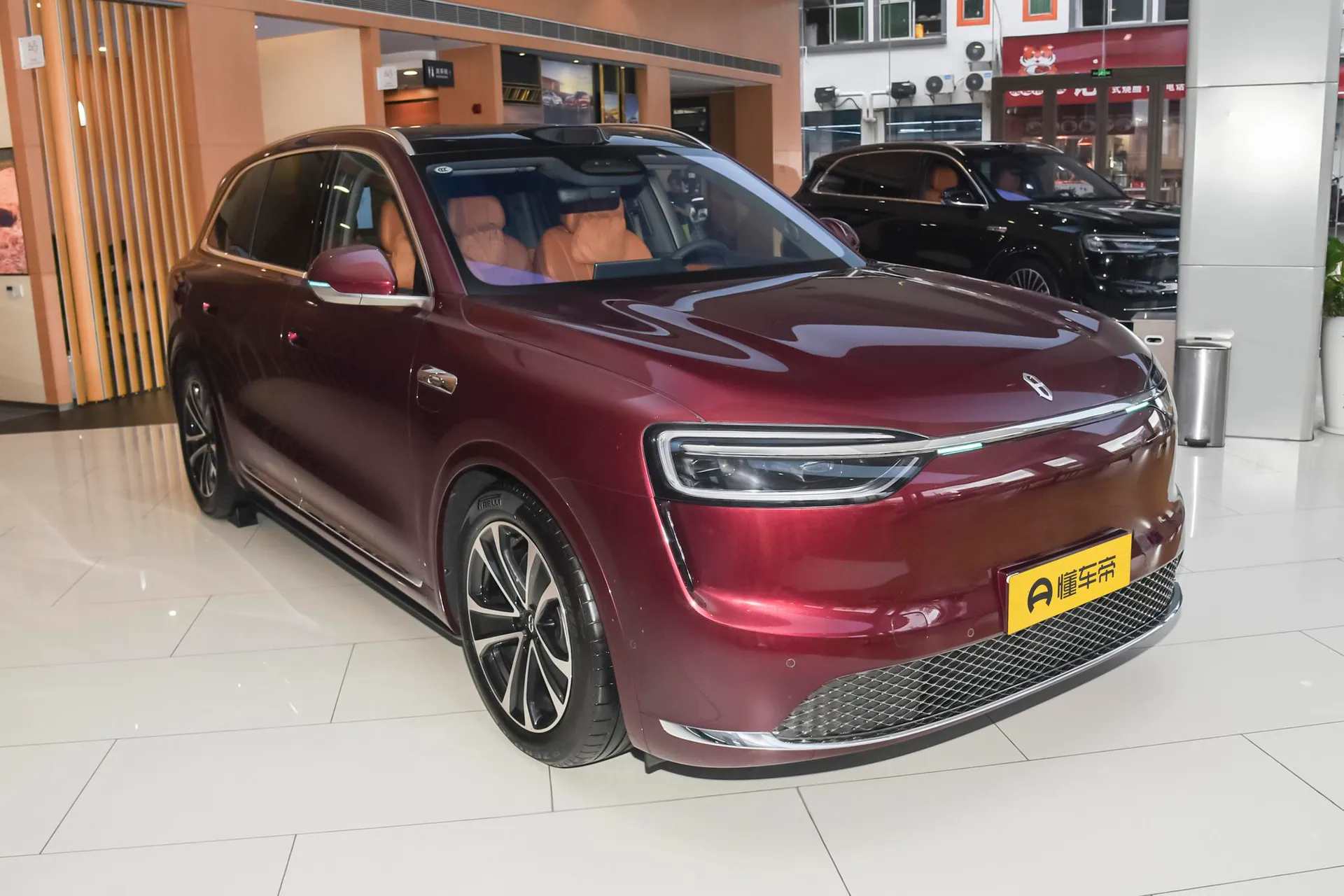  M7 Pure EV Ultra 6-Seater AWD (192-Line LiDAR)