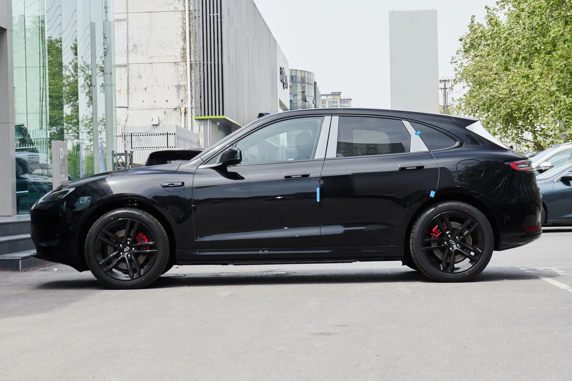  M5 Range Extender Ultra RWD