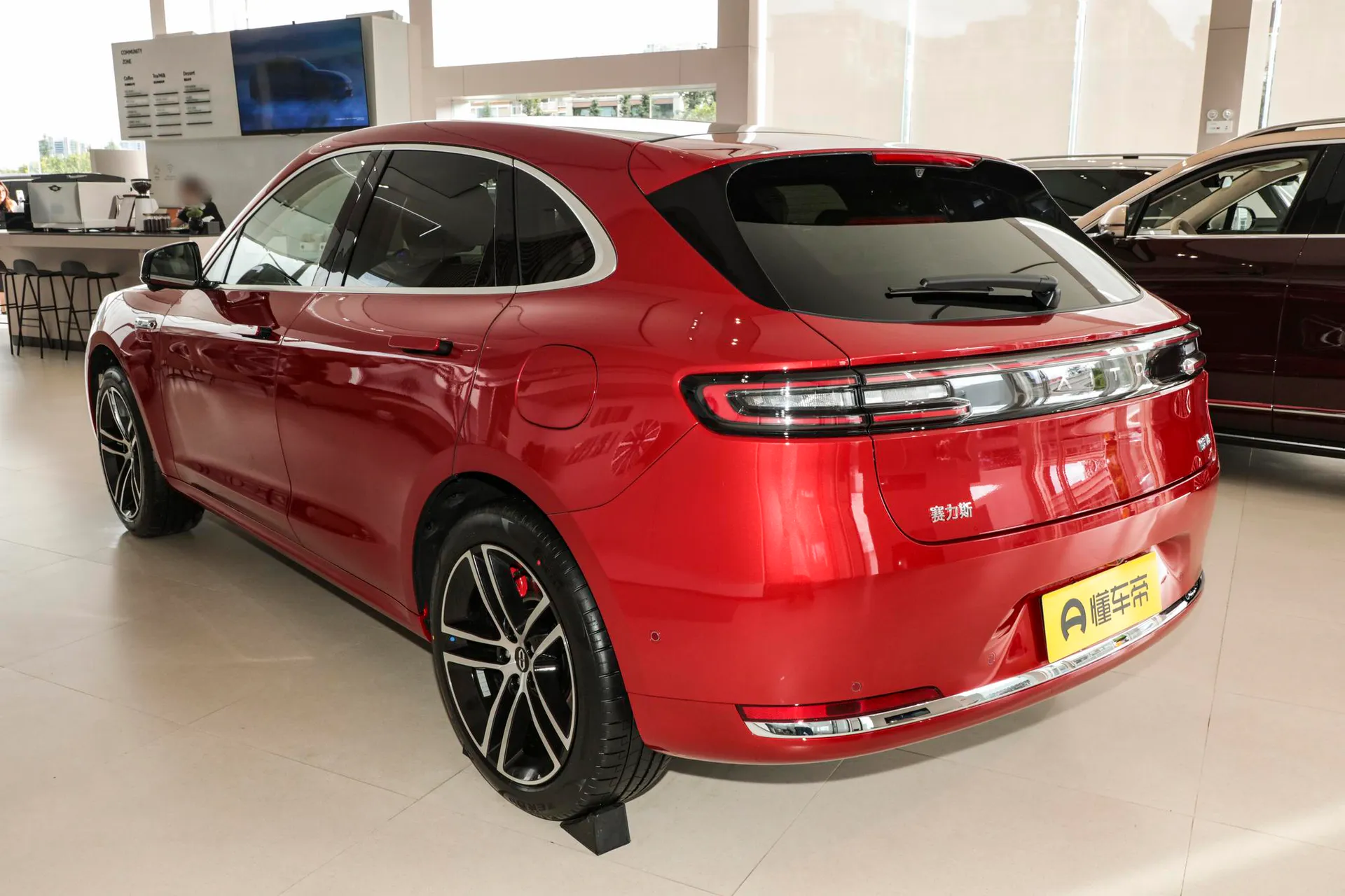  M5 Range Extender Ultra RWD