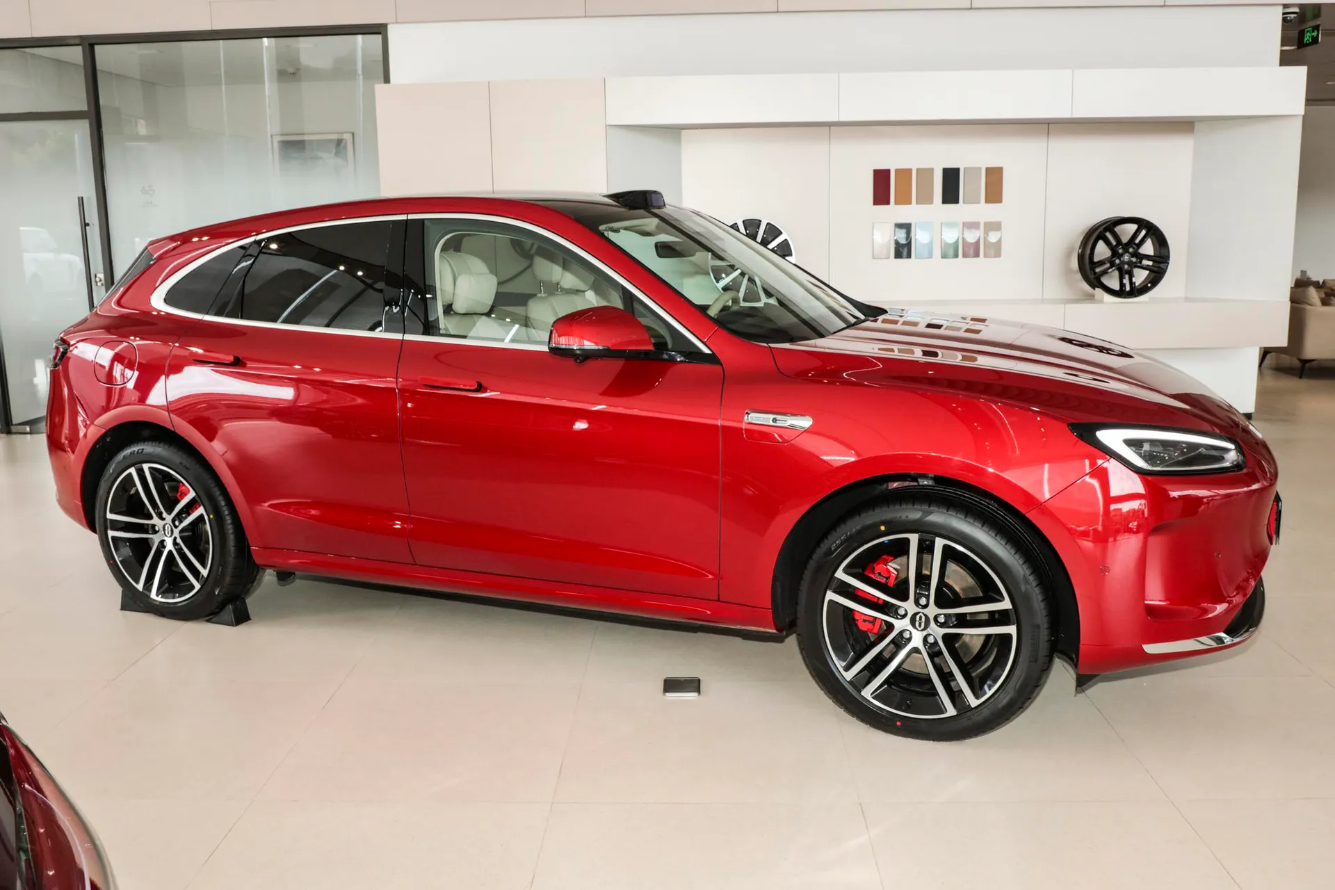  M5 Range Extender Ultra RWD