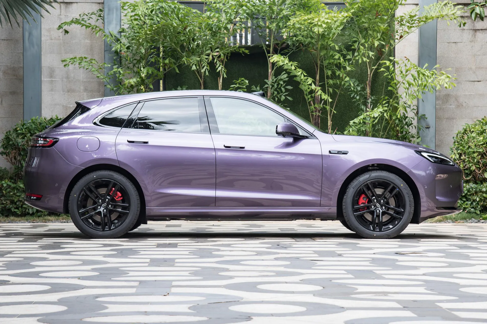  M5 Range Extender Ultra AWD