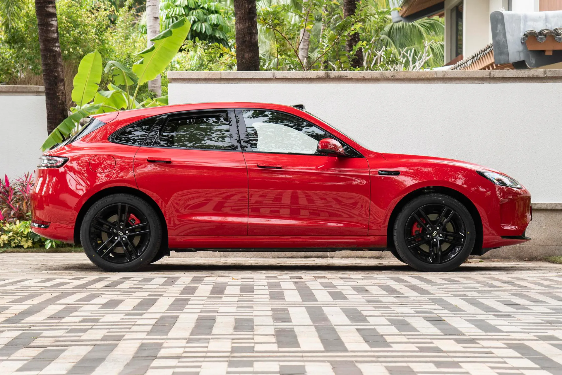  M5 Range Extender Ultra AWD