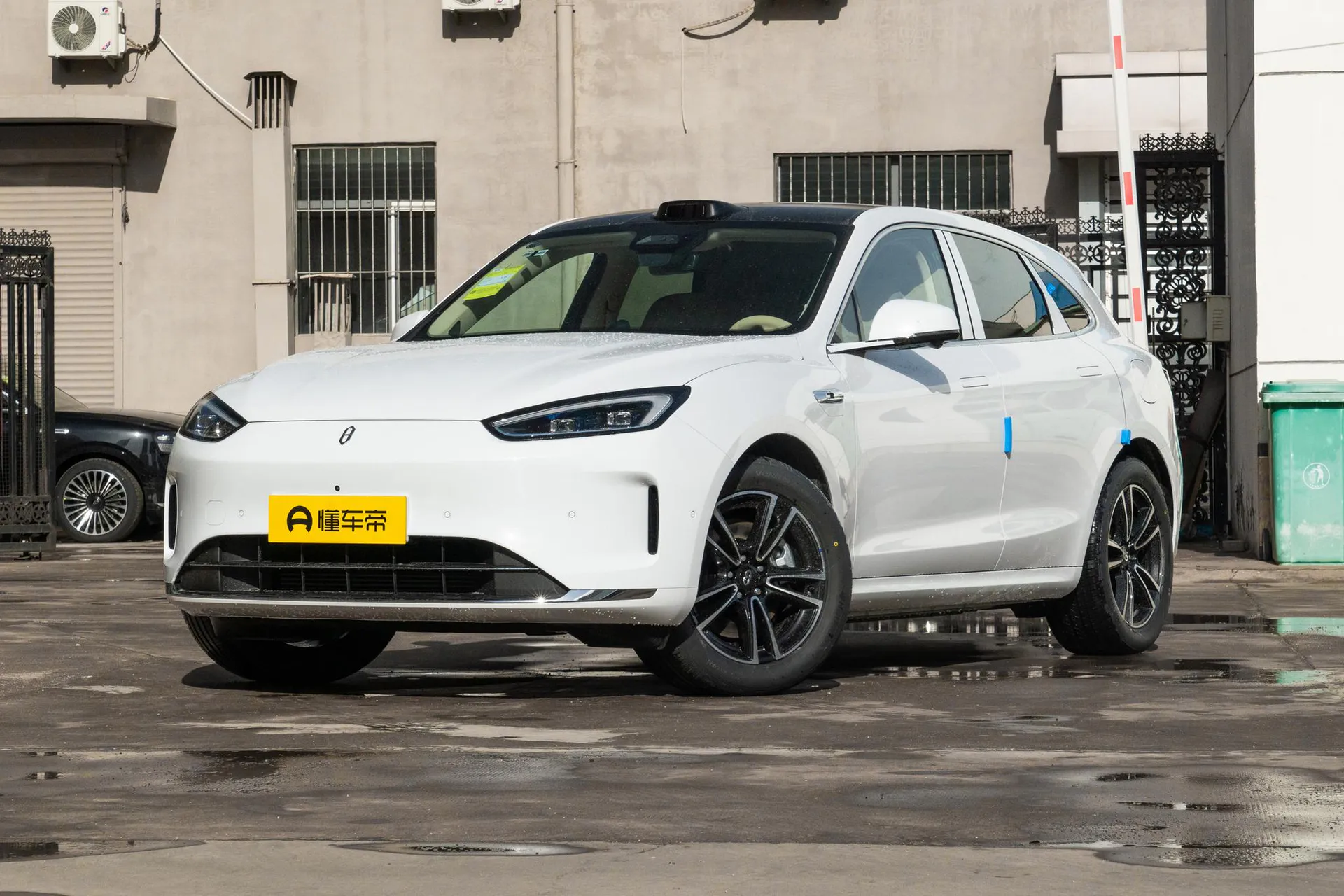  M5 Range Extender Ultra AWD