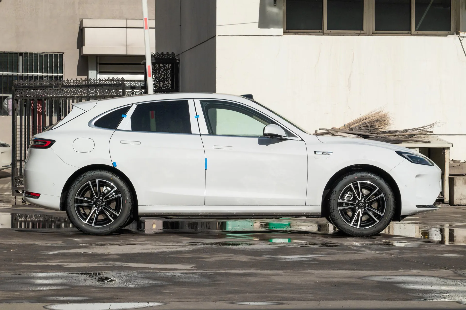  M5 Range Extender Ultra AWD