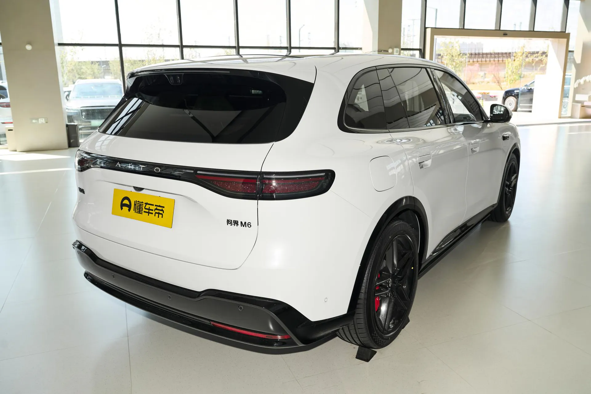 M6
