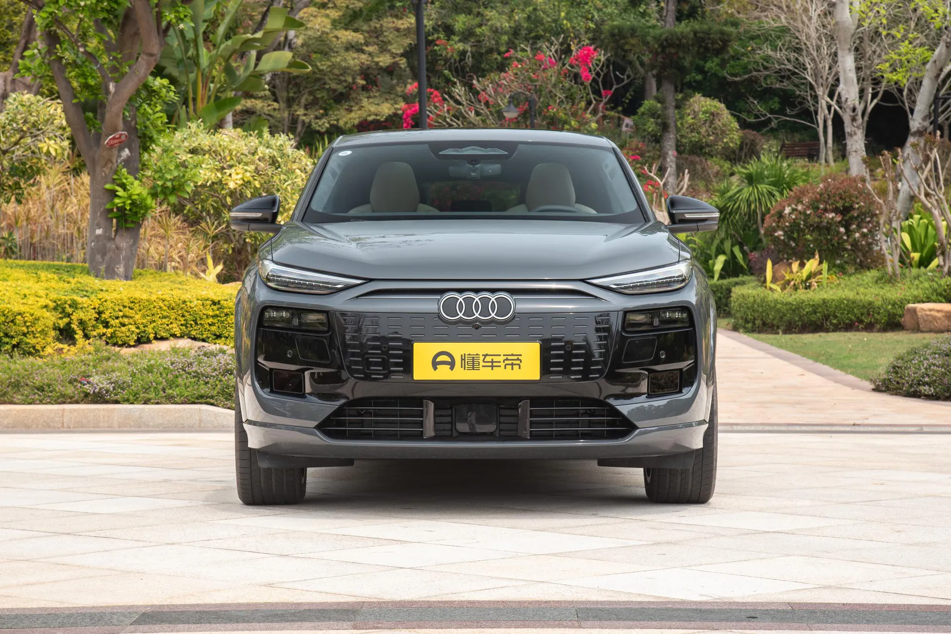  Q6L Sportback e-tron quattro Qiankun ADS