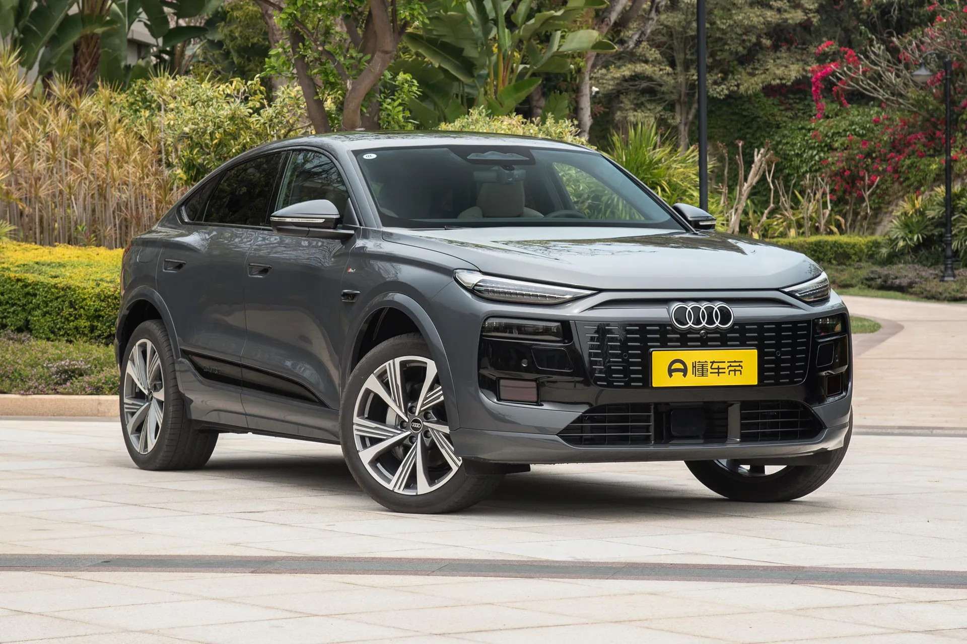  Q6L Sportback e-tron quattro Qiankun ADS