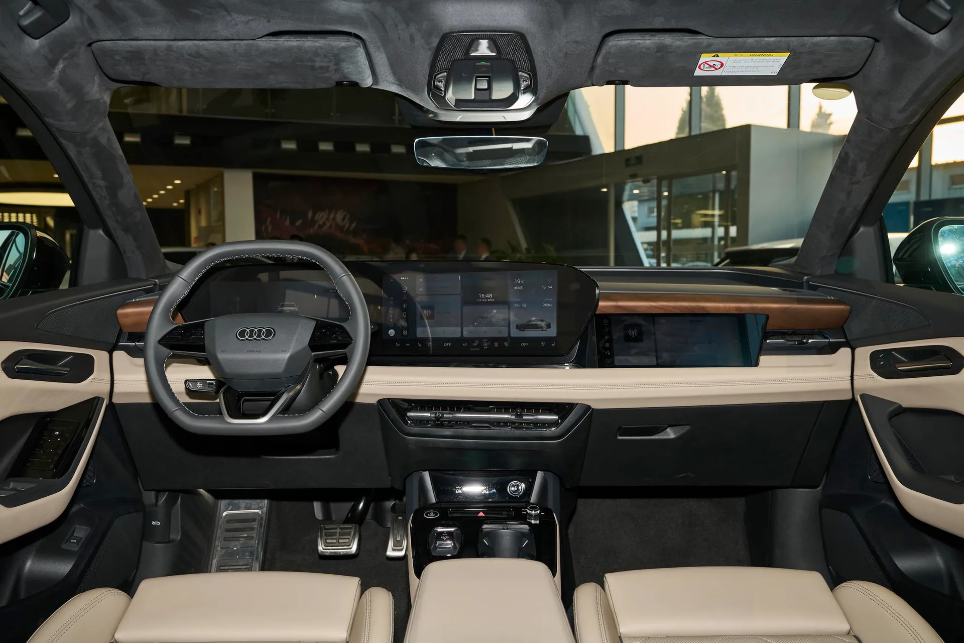  Q6L Sportback e-tron Ultra Long Range