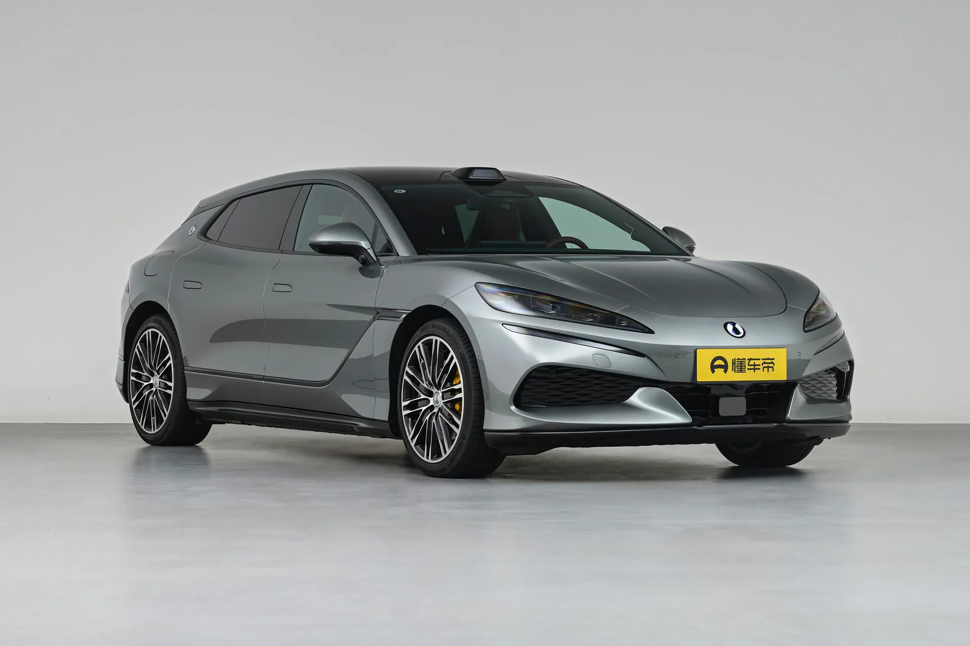  Z9GT Flash Charge Flagship