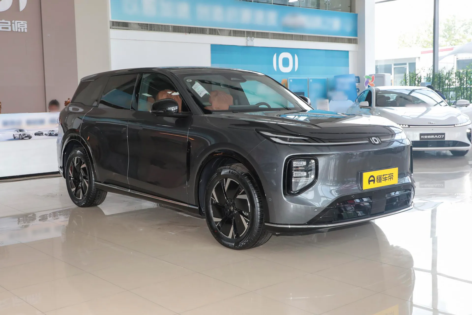  Q07 215 Premium