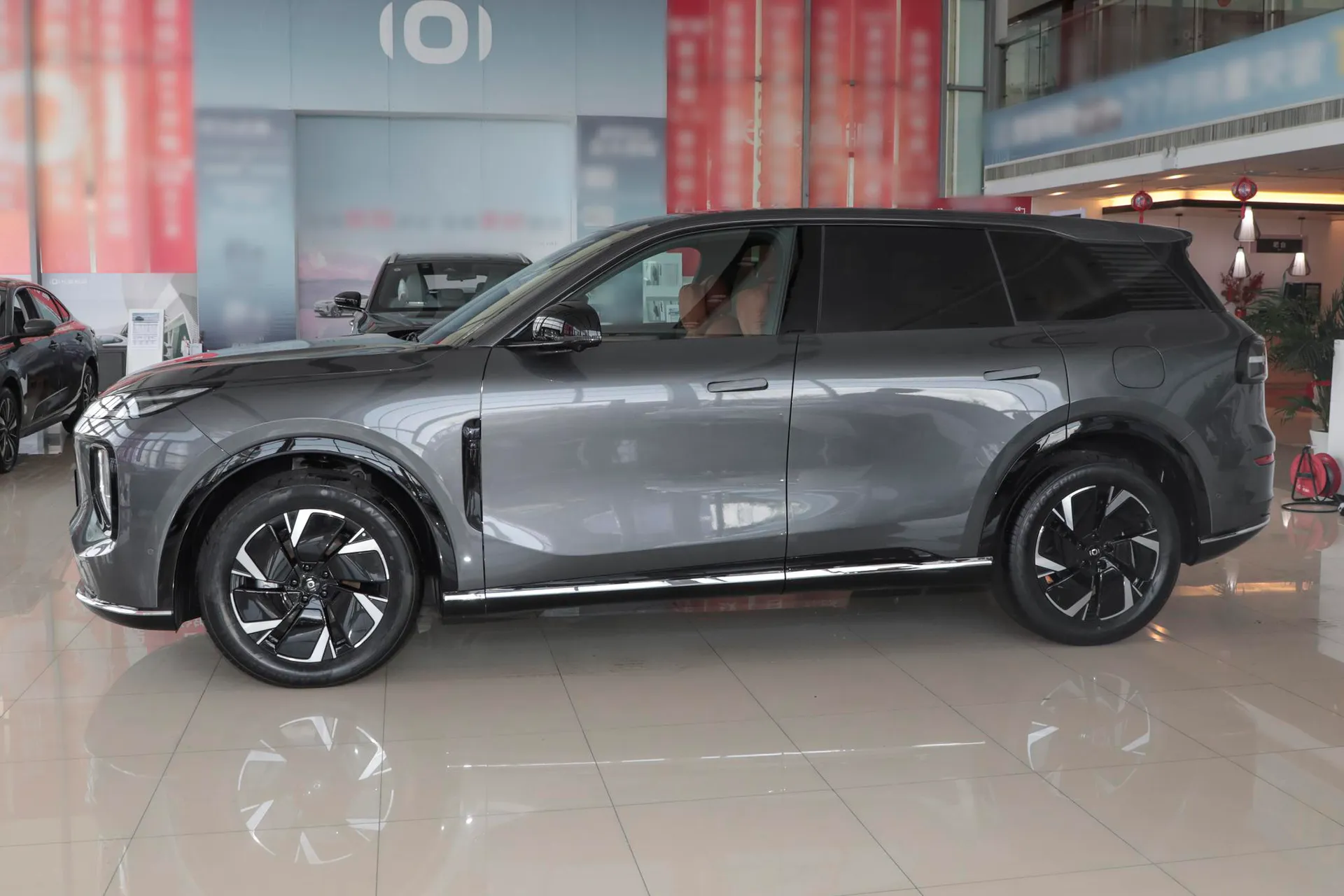  Q07 215 Premium
