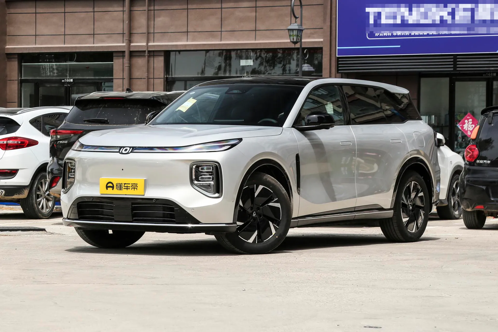  Q07 215 Premium