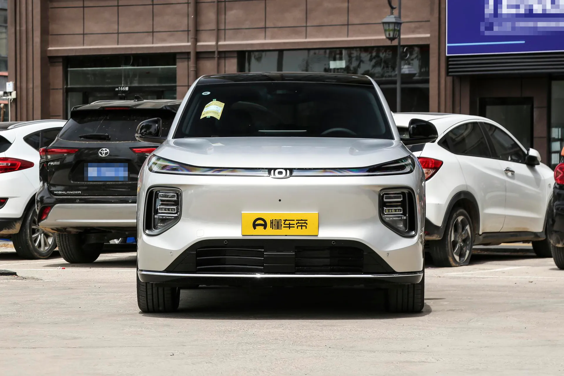  Q07 215 Premium