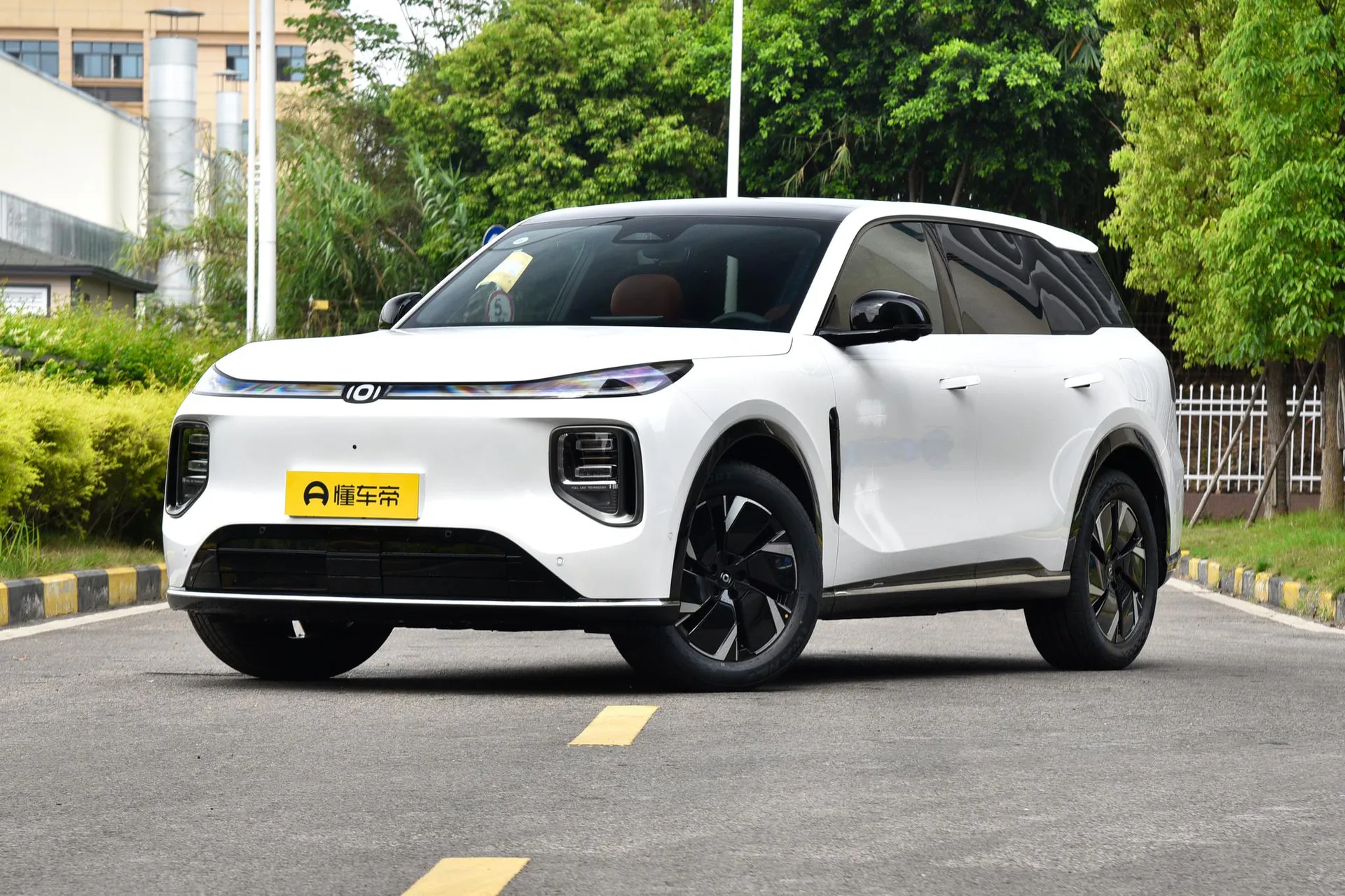  Q07 215 Premium