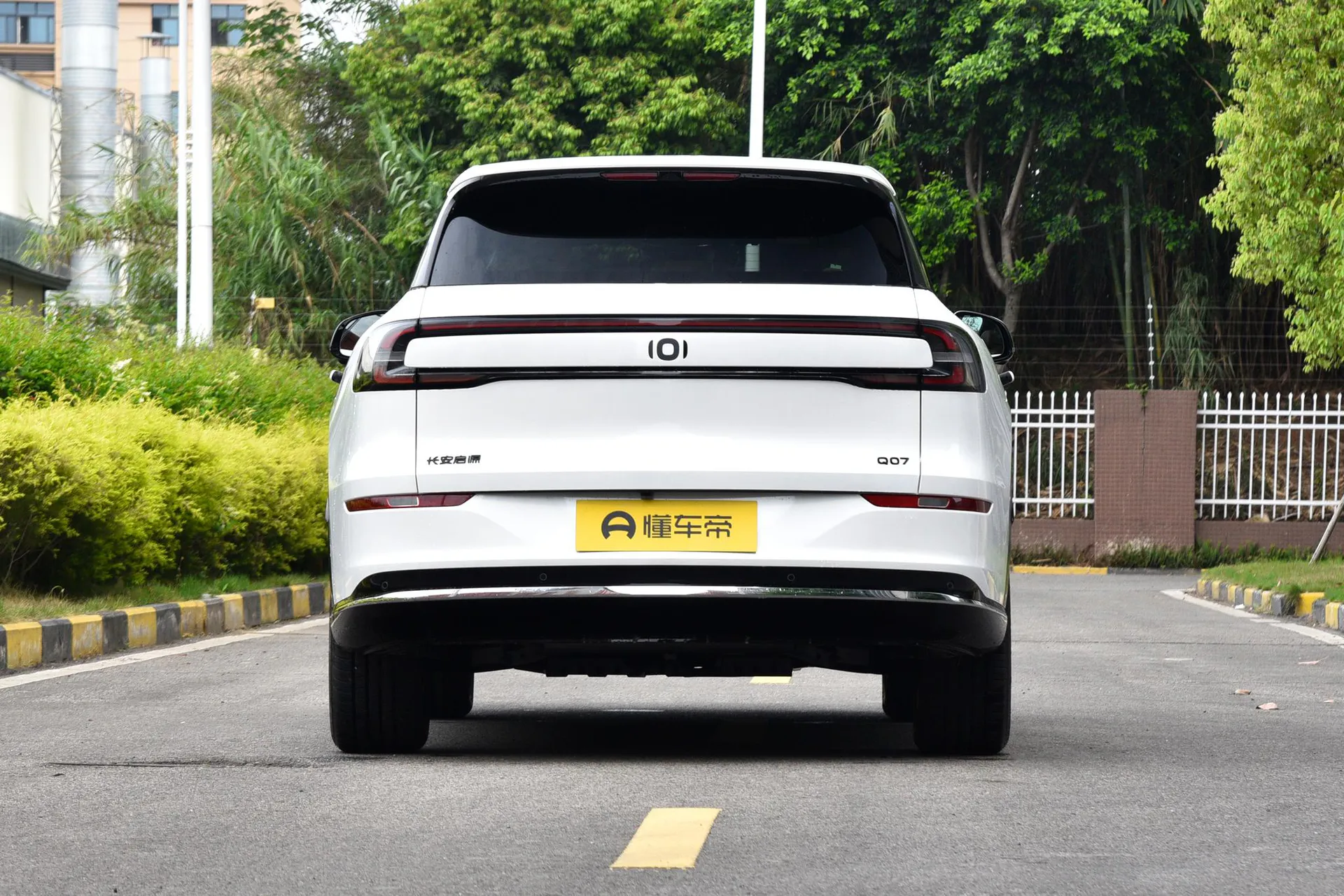  Q07 215 Premium