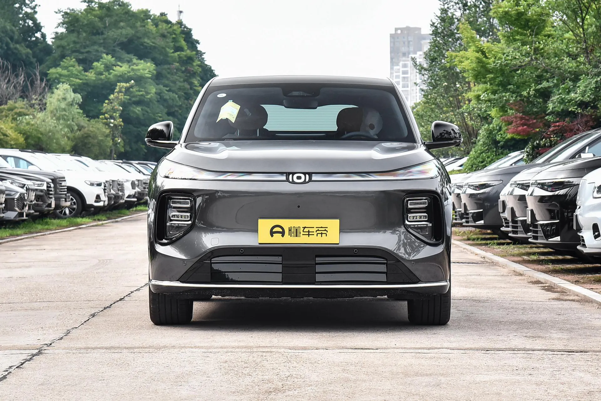  Q07 215 Flagship