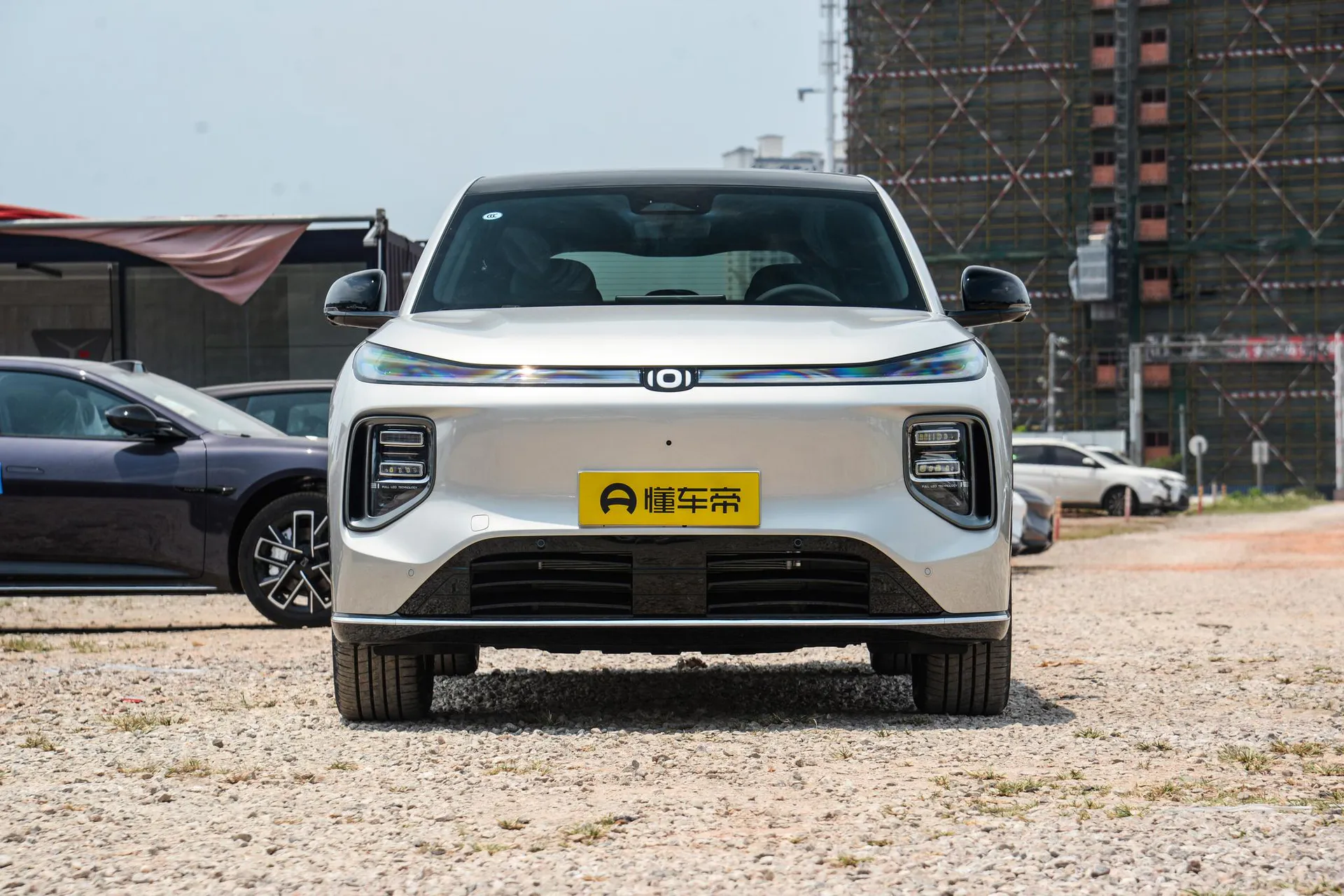  Q07 215 Flagship