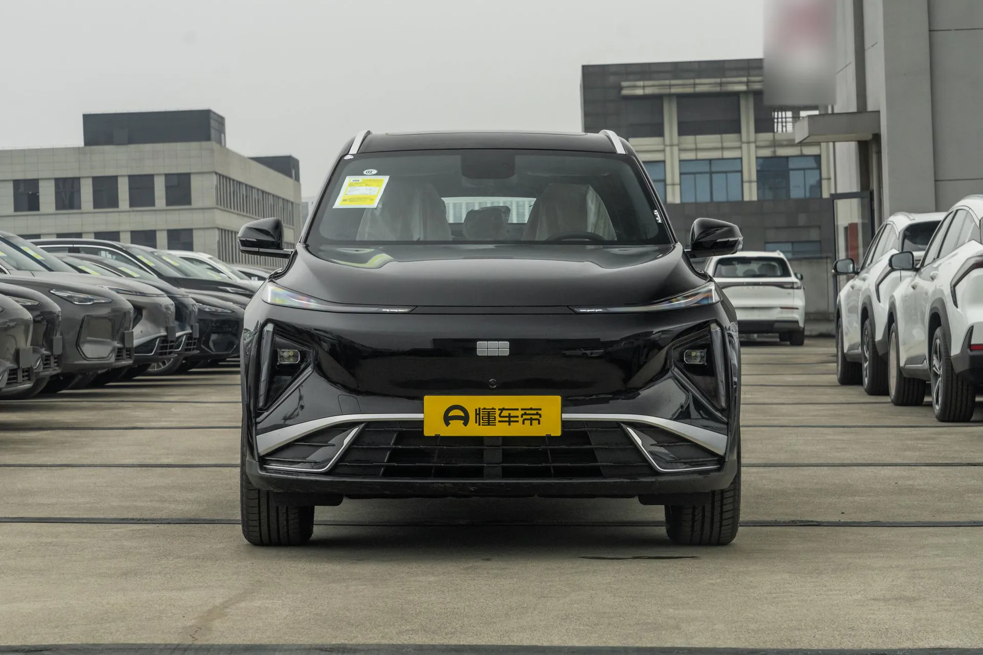  L7 1.5L EM-i 115km Voyage
