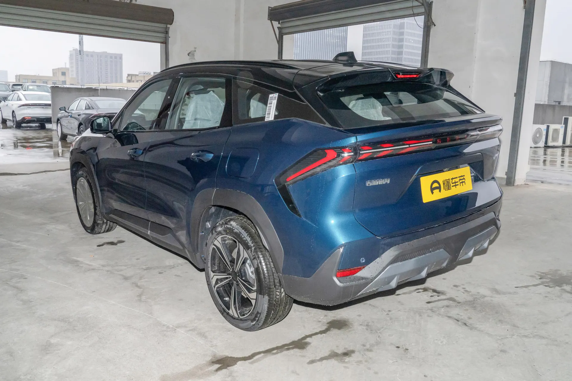  L7 1.5L EM-i 115km Discovery