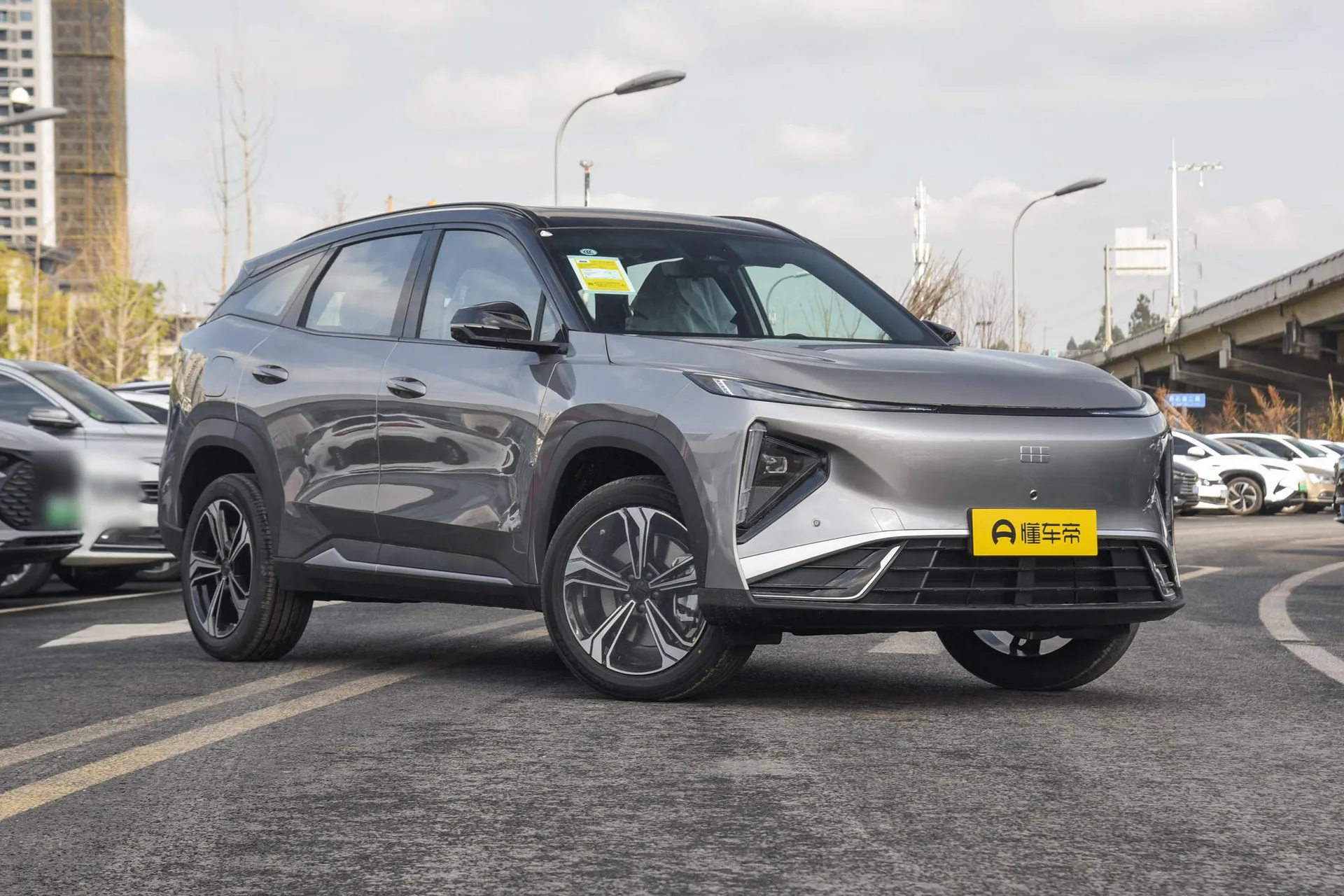  L7 1.5L EM-i 115km Discovery