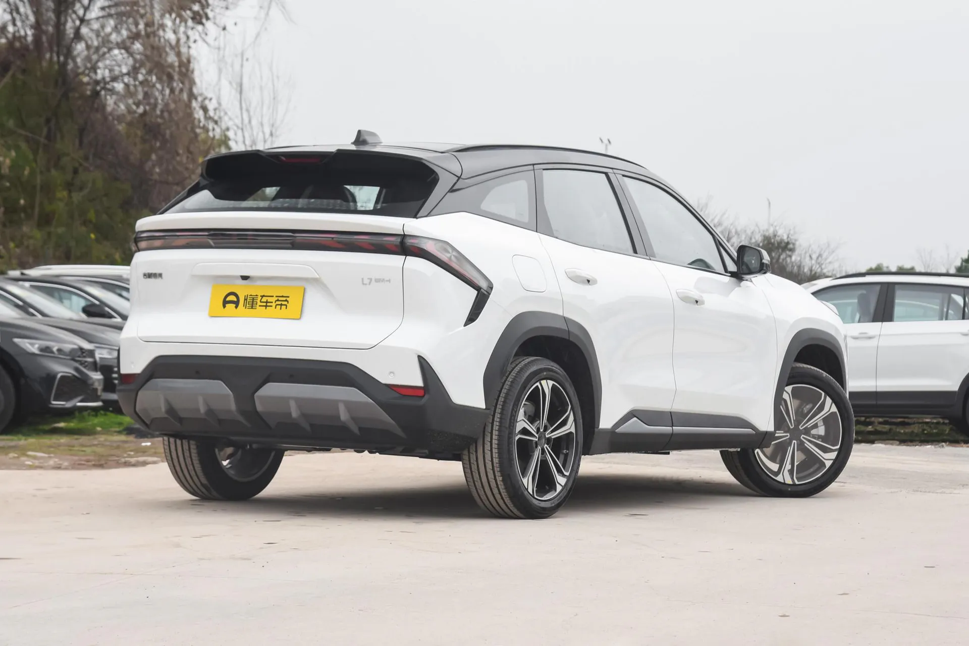  L7 1.5L EM-i 115km Discovery