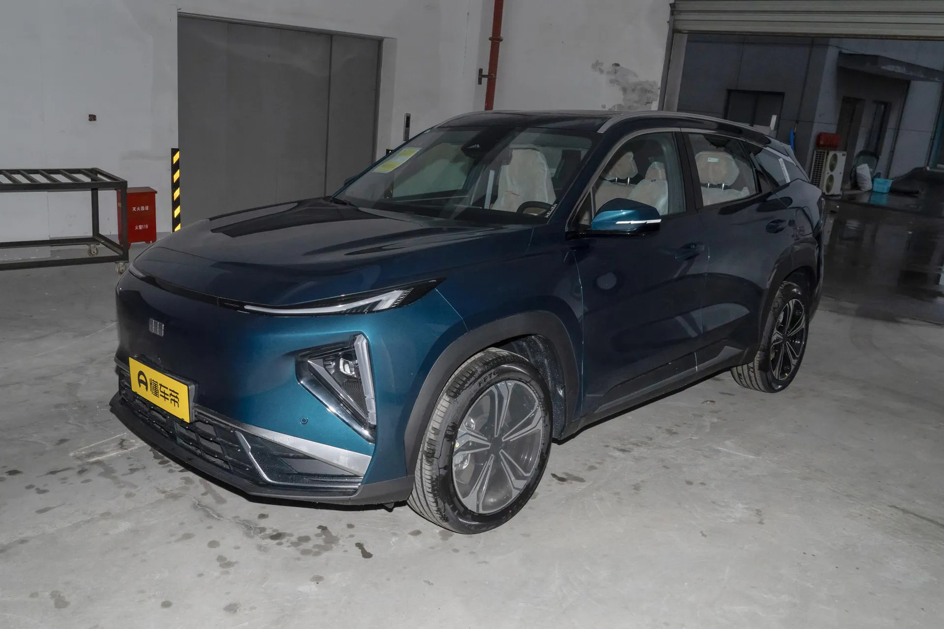  L7 1.5L EM-i 115km Discovery+