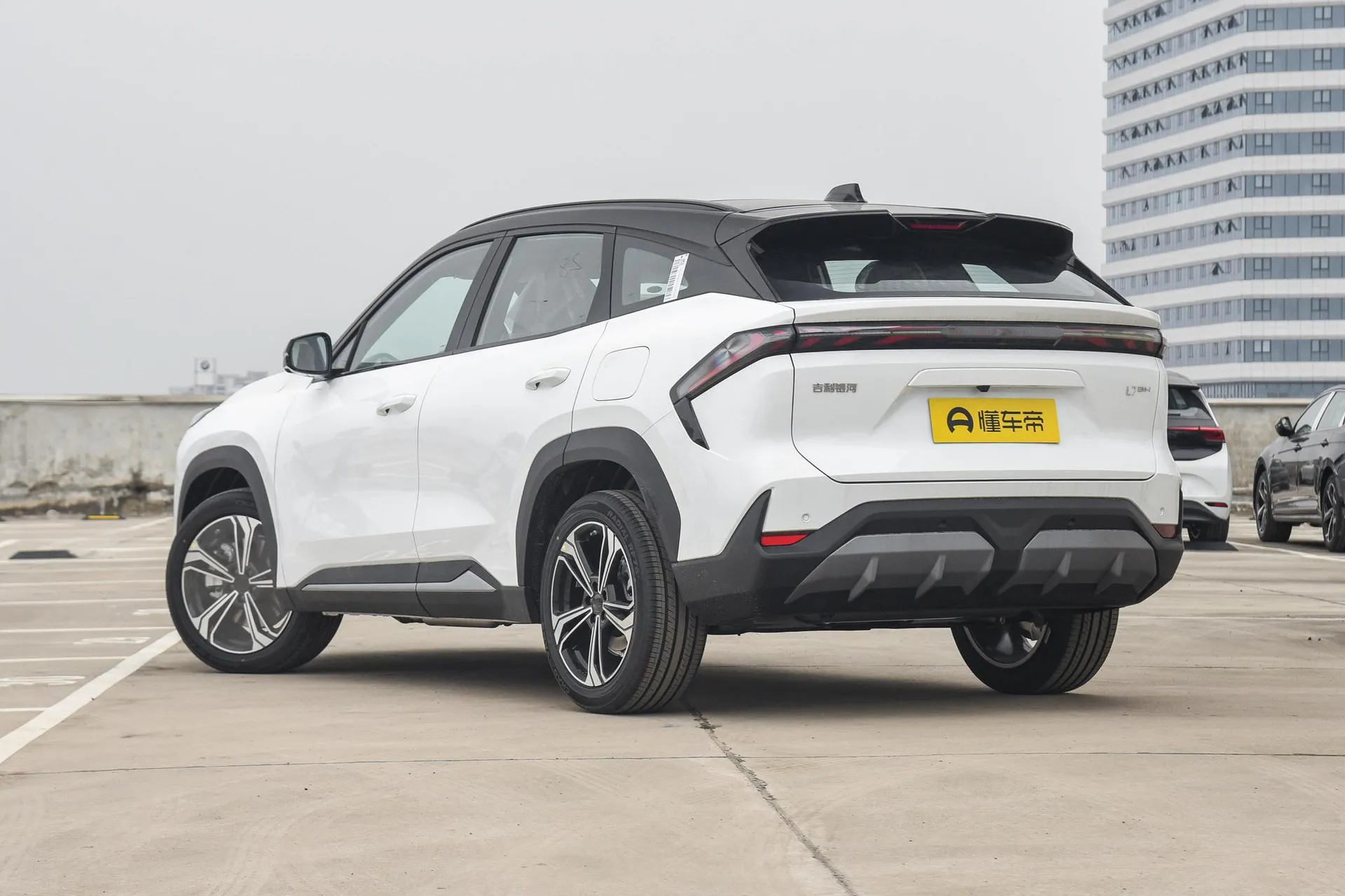  L7 1.5L EM-i 115km Discovery+
