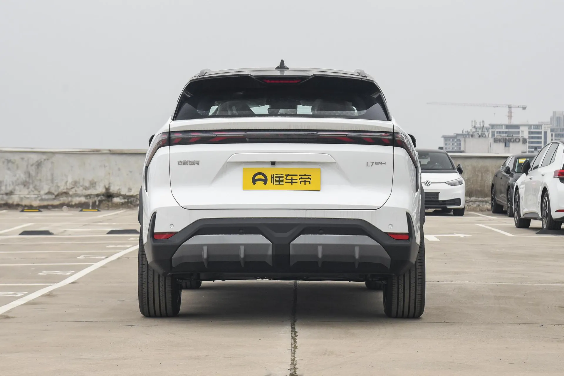  L7 1.5L EM-i 115km Discovery+