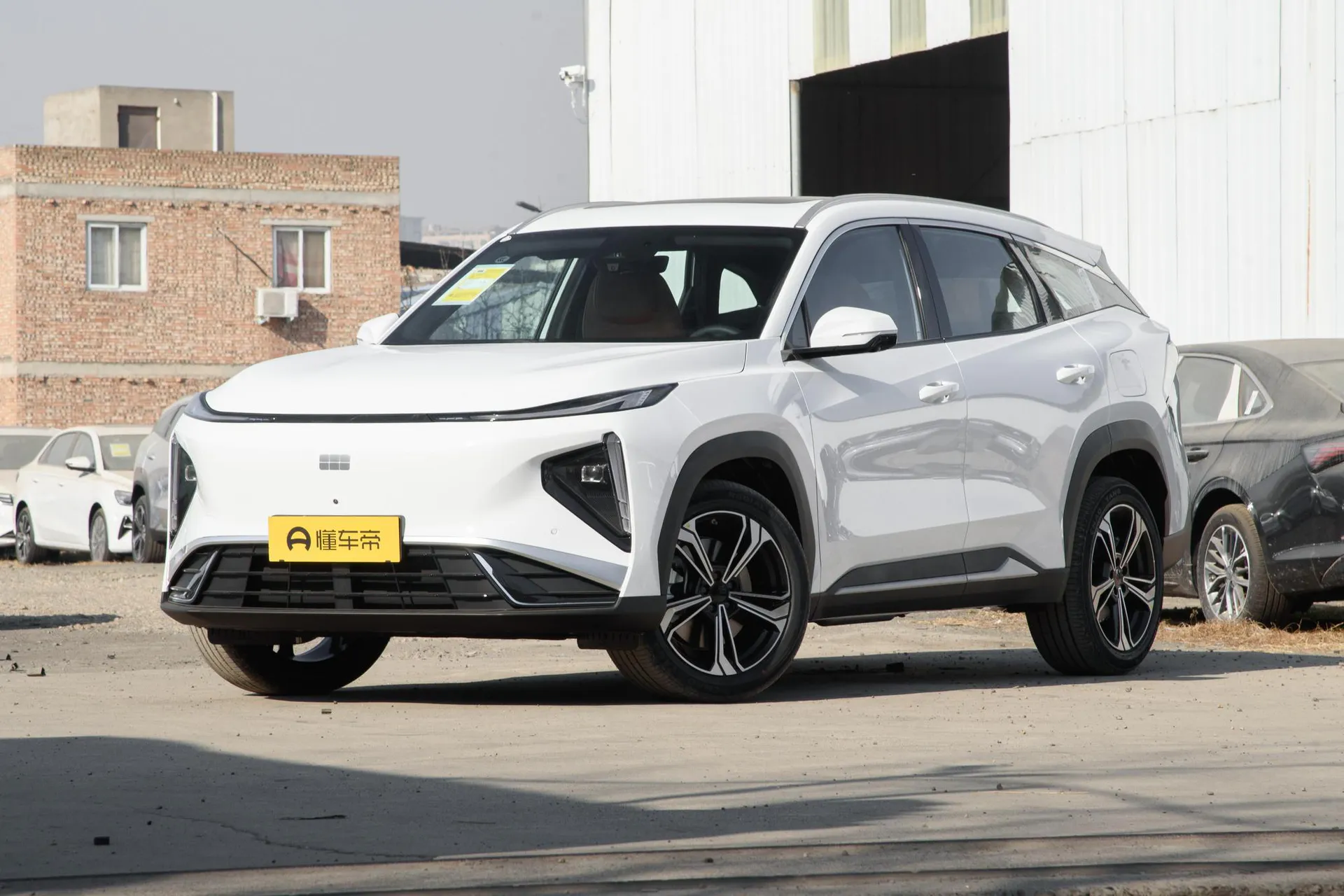  L7 1.5L EM-i 115km Discovery+