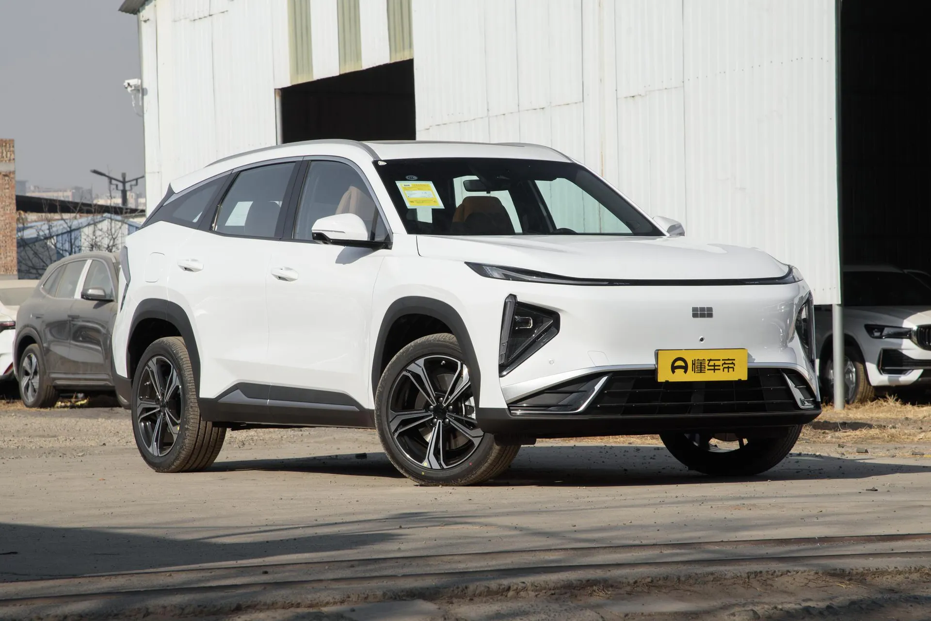 L7 1.5L EM-i 115km Discovery+