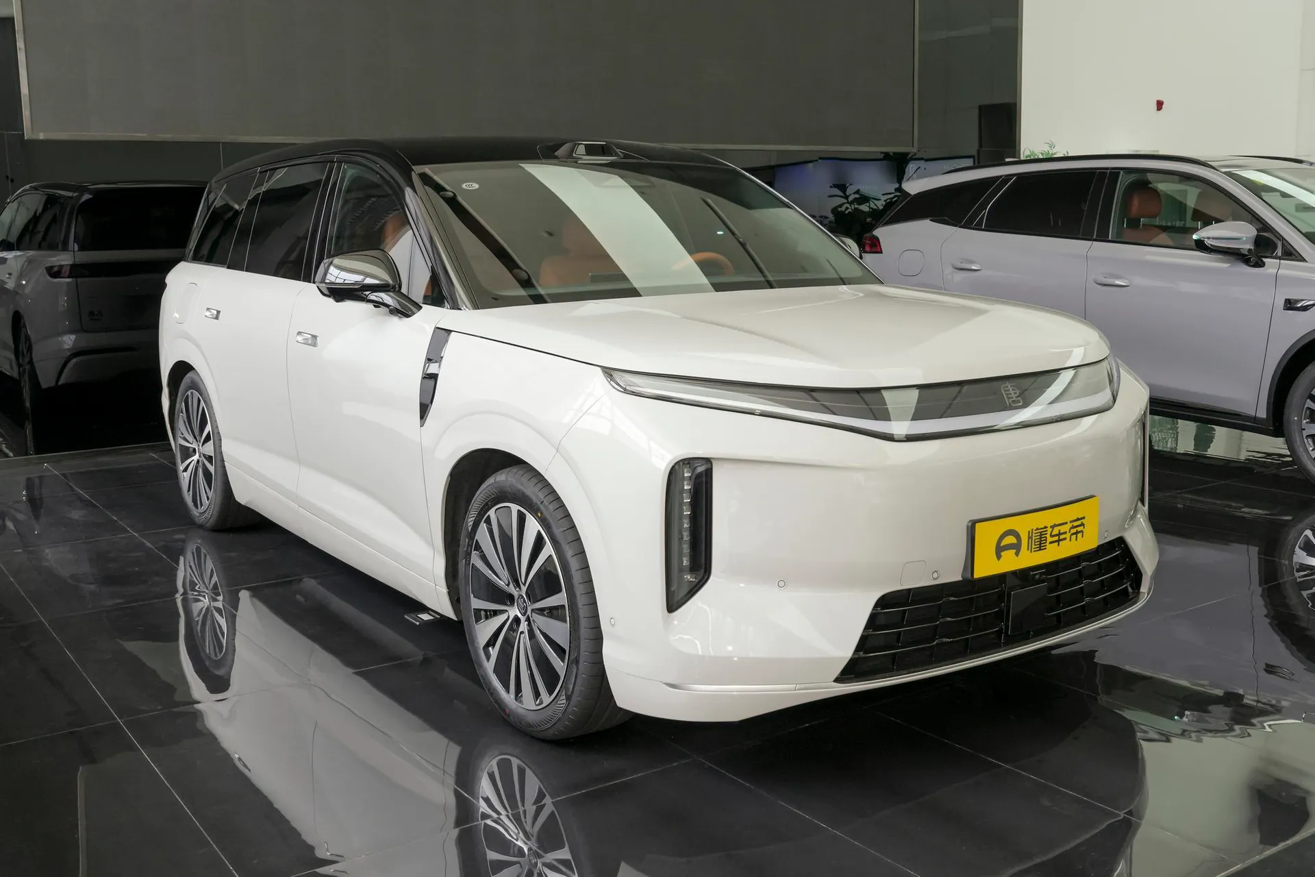  Datang EV 850 KM AWD LiDAR Flagship