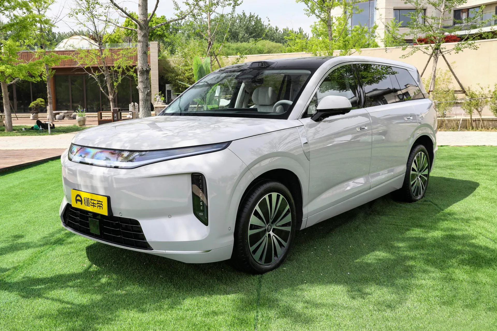  Datang EV 850 KM AWD LiDAR Flagship